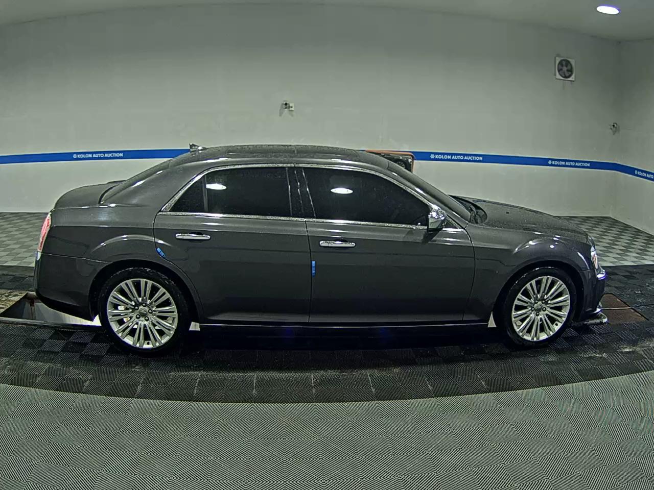 كرايسلر 300C 2014
