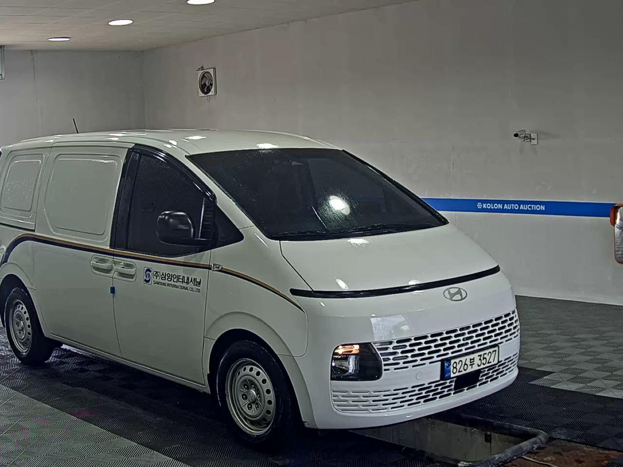 هيونداي ستاريا 2025 SMART