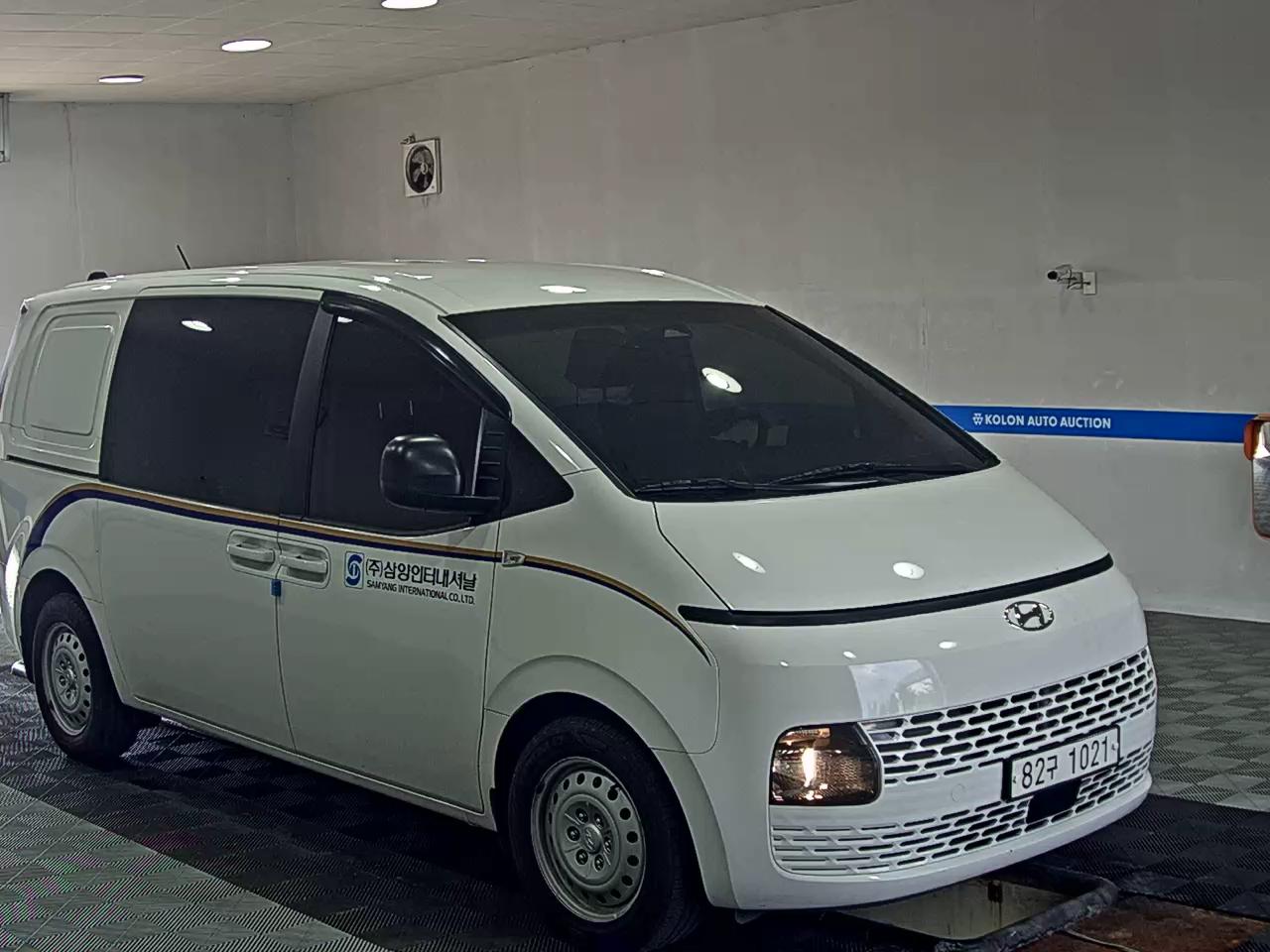 هيونداي ستاريا 2022 SMART