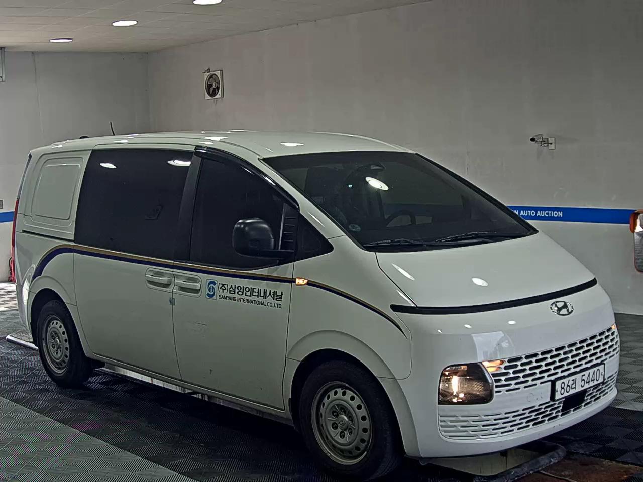 هيونداي ستاريا 2022 SMART