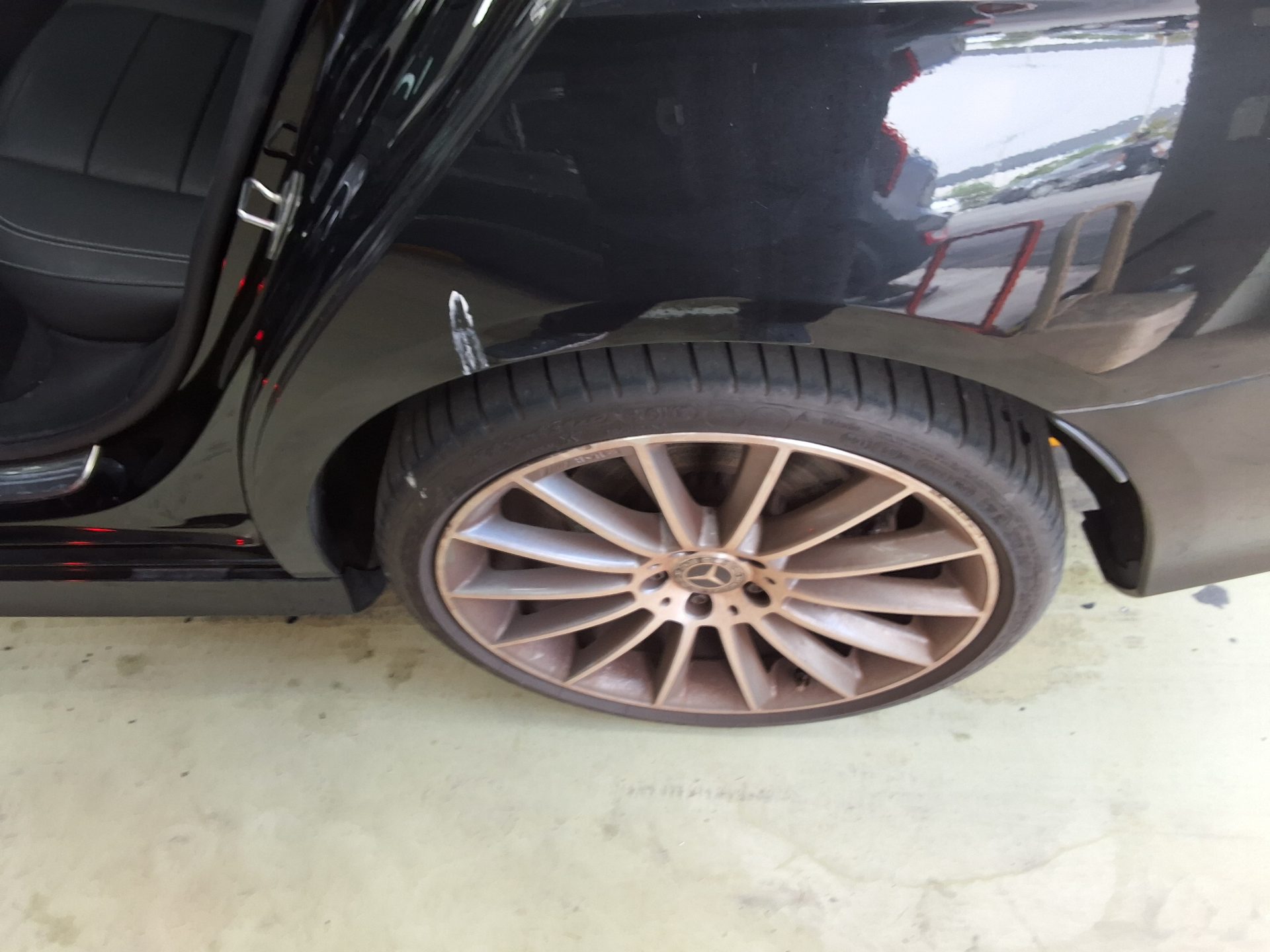 مرسيدس بنز E Class 2022 4MATIC LINE
