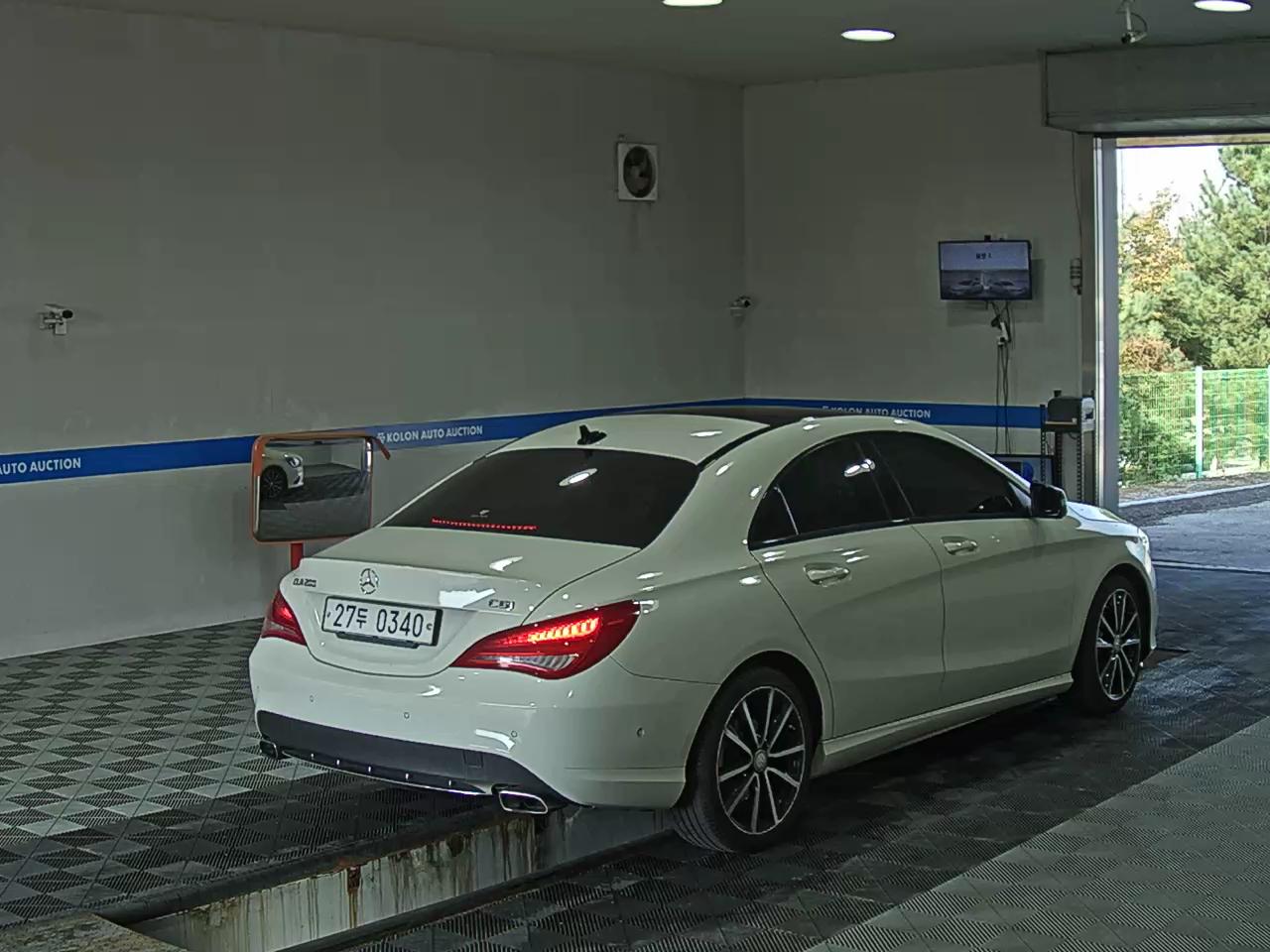 مرسيدس بنز سي إل إيه Class 2015 CLA200