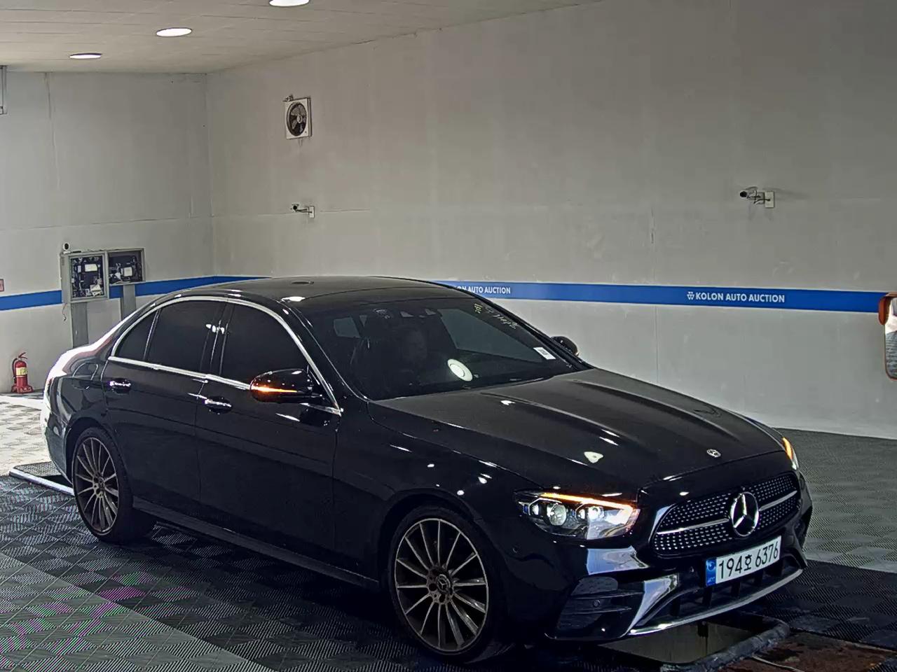 مرسيدس بنز E Class 2022 4MATIC LINE