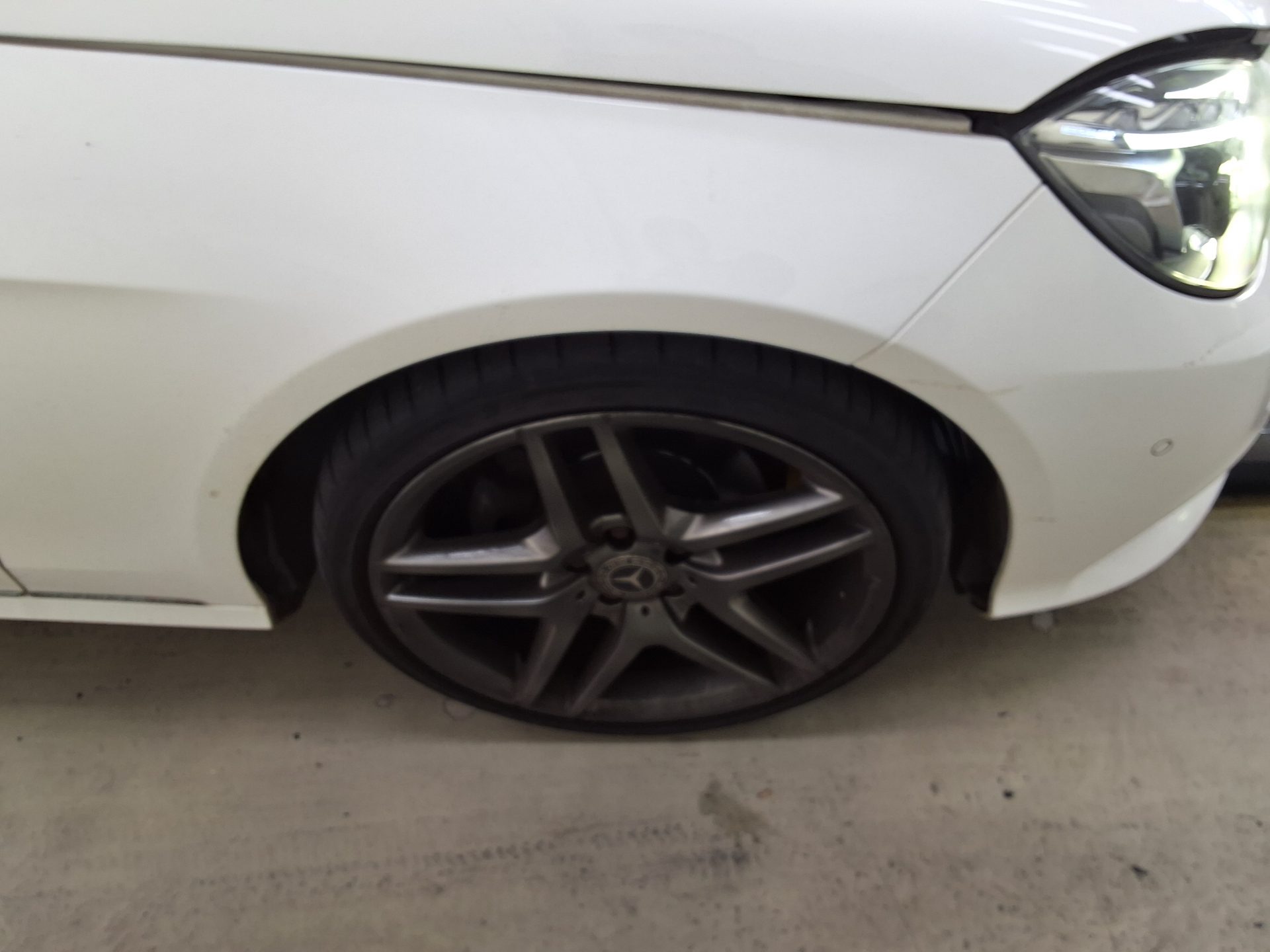مرسيدس بنز E Class 2014 E220