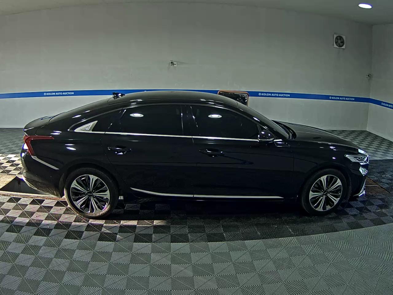 كيا كي 8 2023 NOBLESSE