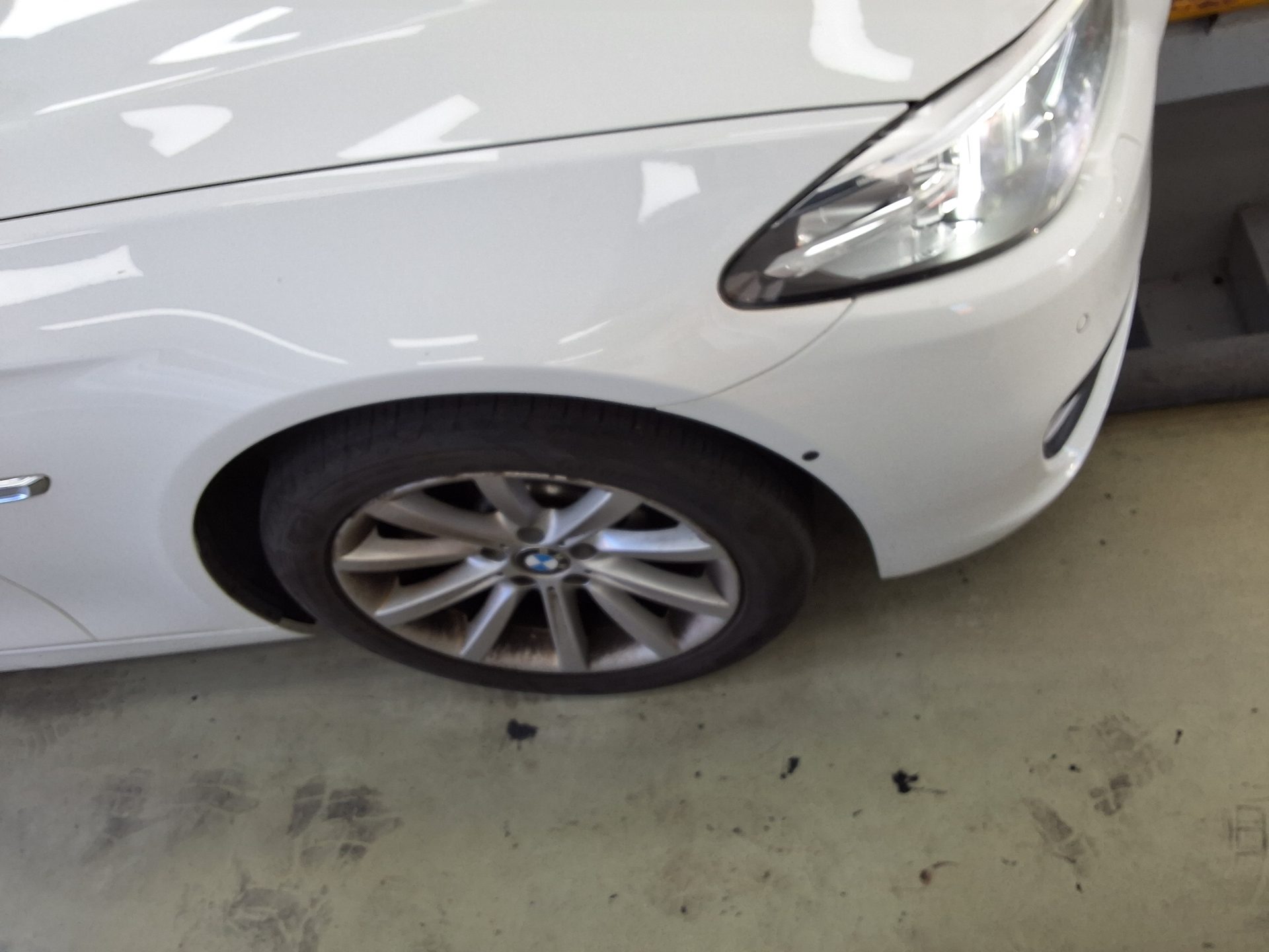 بي إم دبليو 5 Series 2015 528i