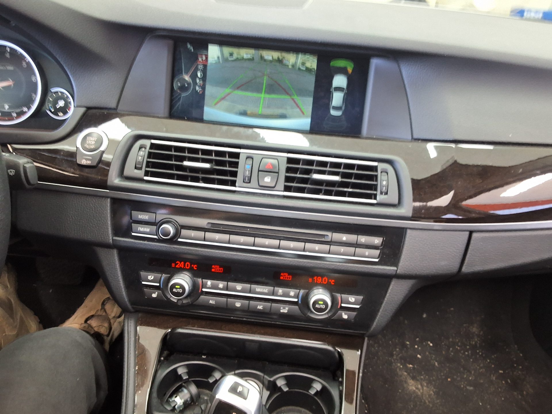 بي إم دبليو 5 Series 2013 528i