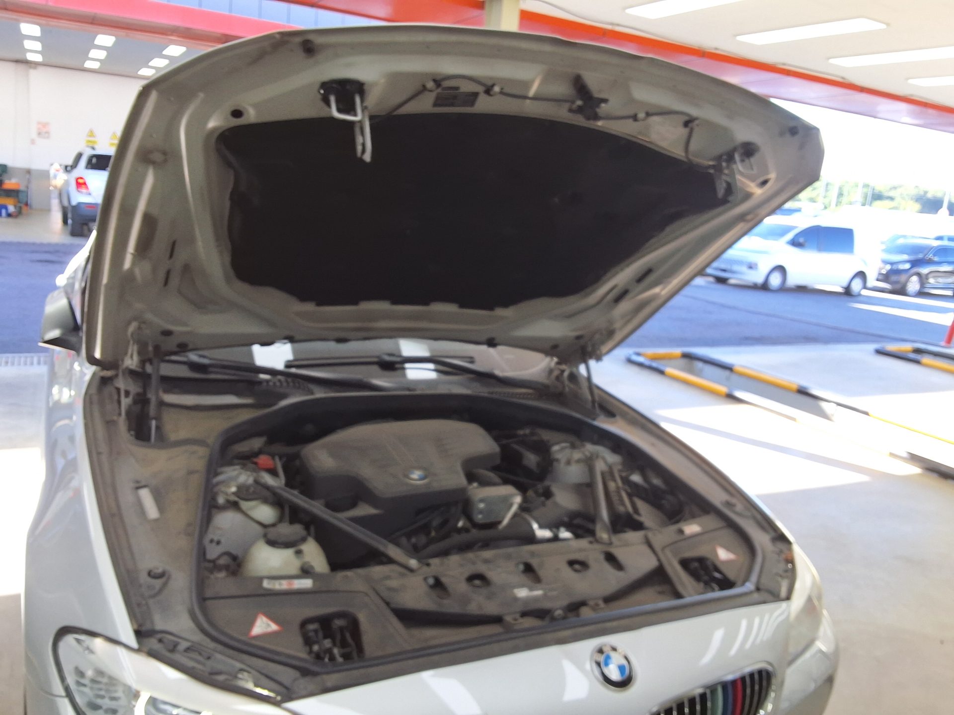 بي إم دبليو 5 Series 2013 528i