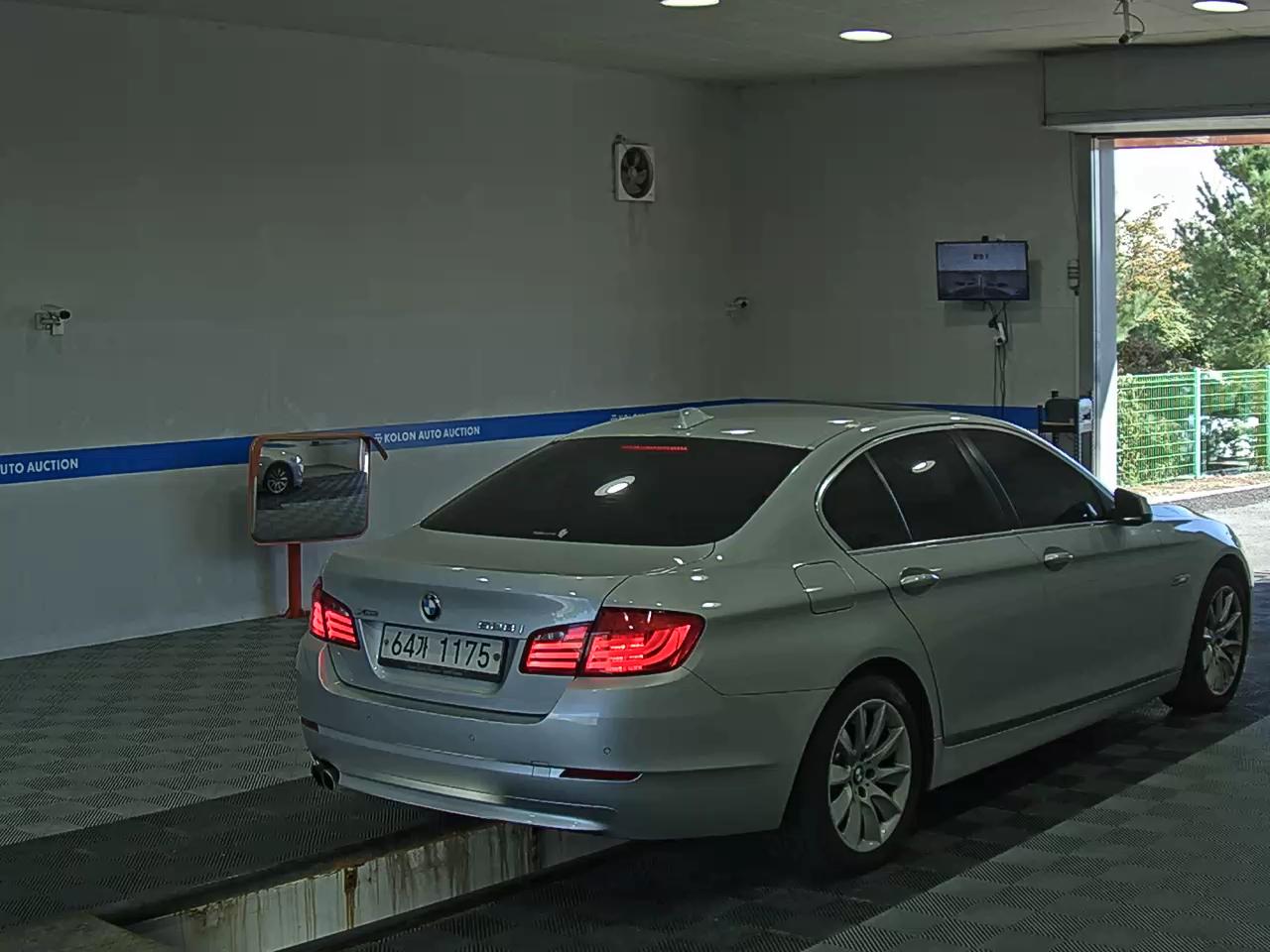 بي إم دبليو 5 Series 2013 528i