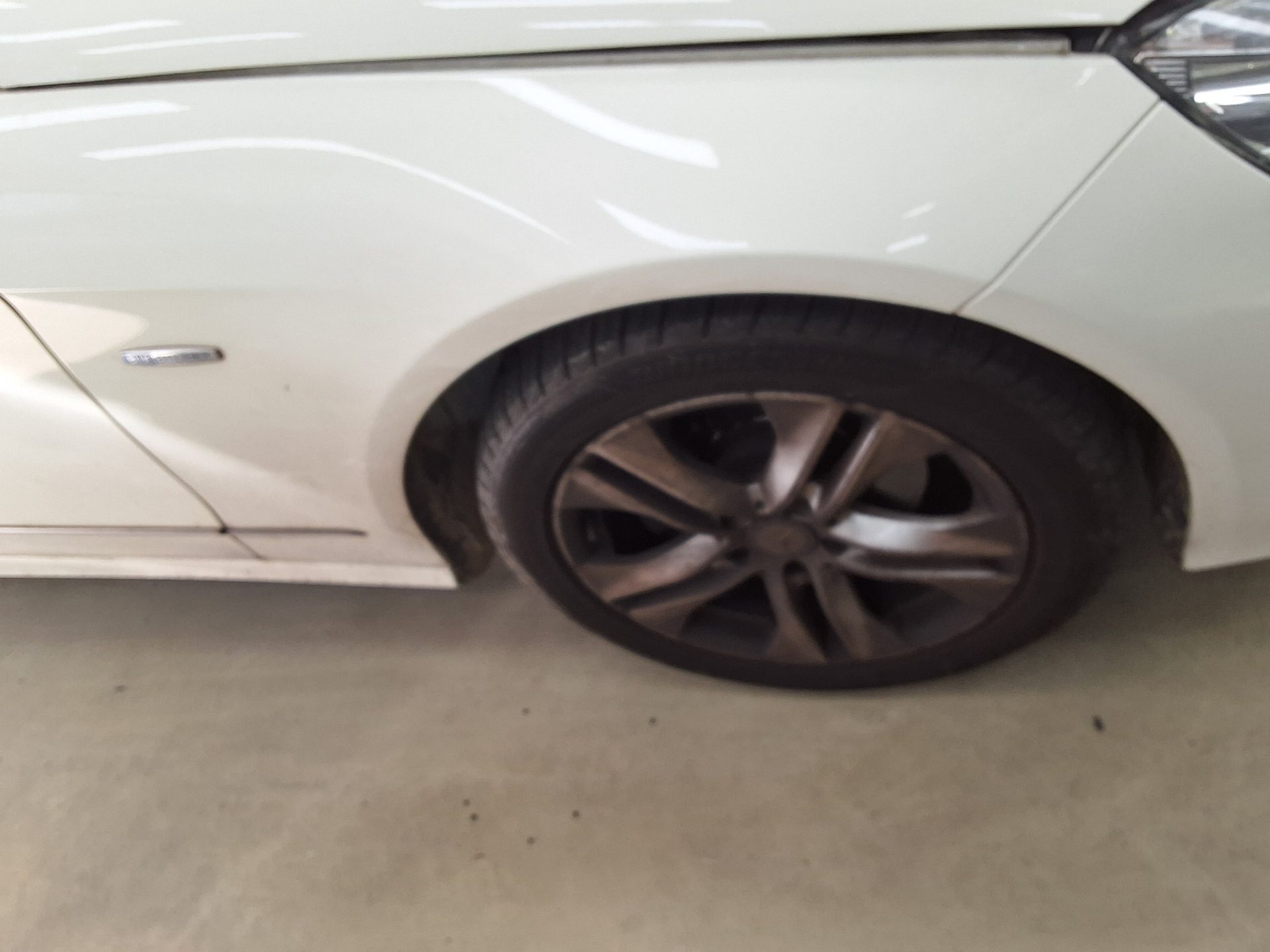 مرسيدس بنز E Class 2012 E220
