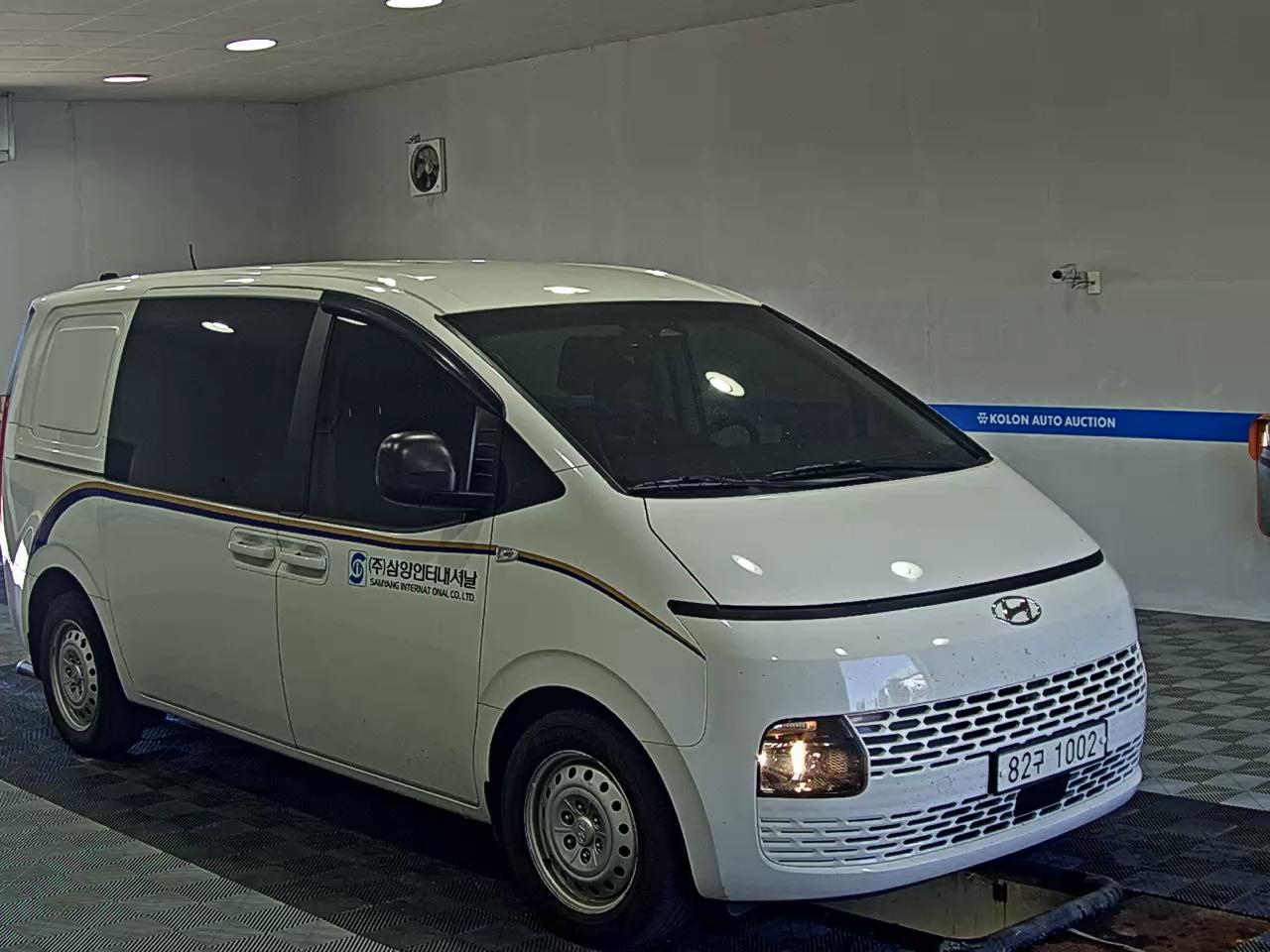 هيونداي ستاريا 2022 SMART