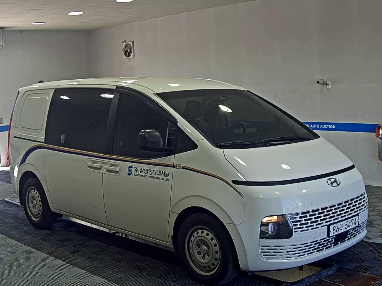 هيونداي ستاريا 2022 SMART
