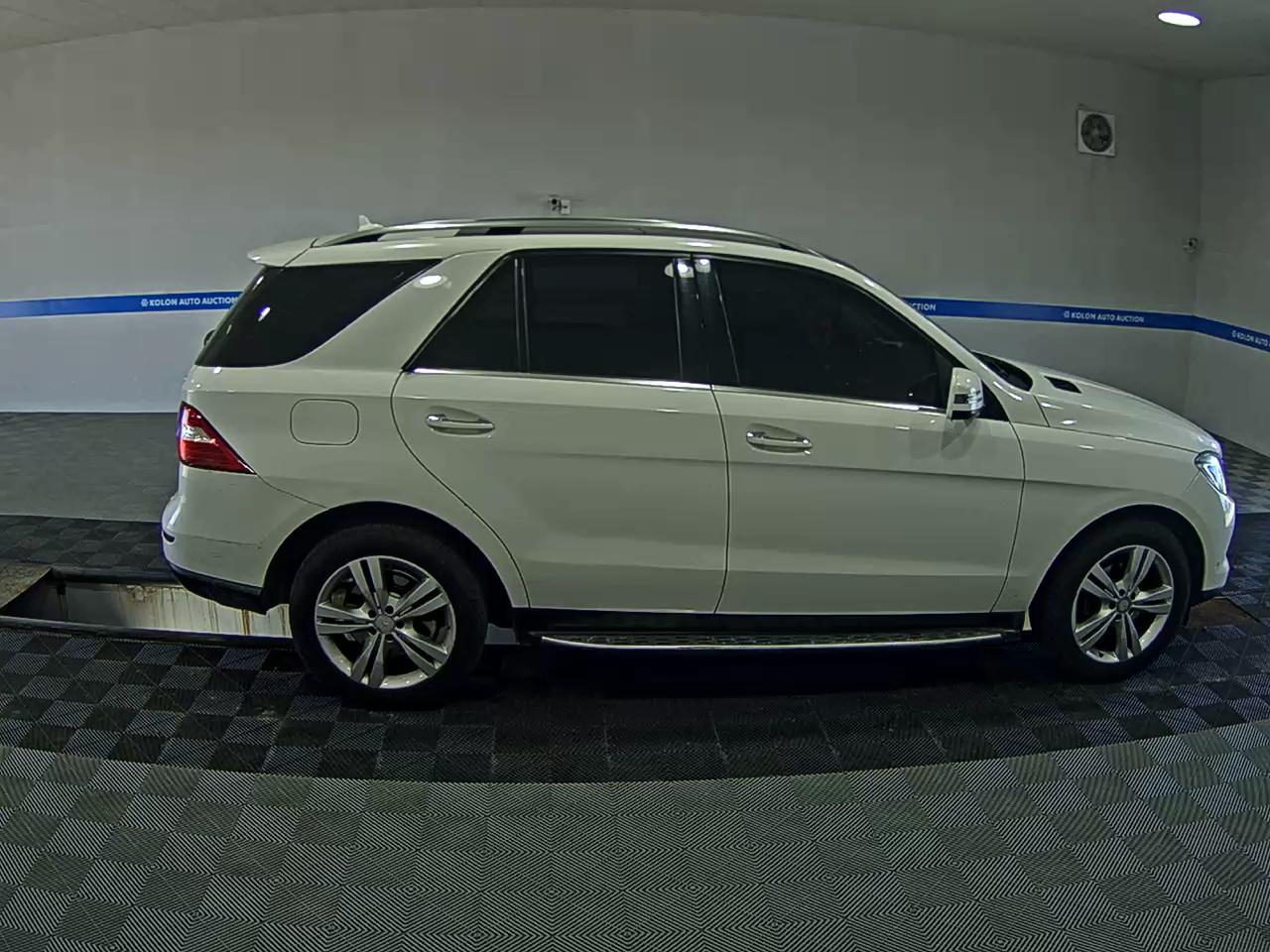 مرسيدس بنز M Class (3Rd Gen) Ml350 Bluetec فورماتيك 2014 4MATIC