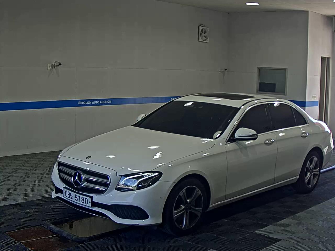 مرسيدس E-Class