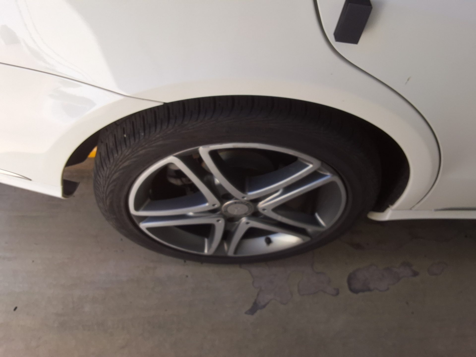 مرسيدس بنز E Class 2014 4MATIC