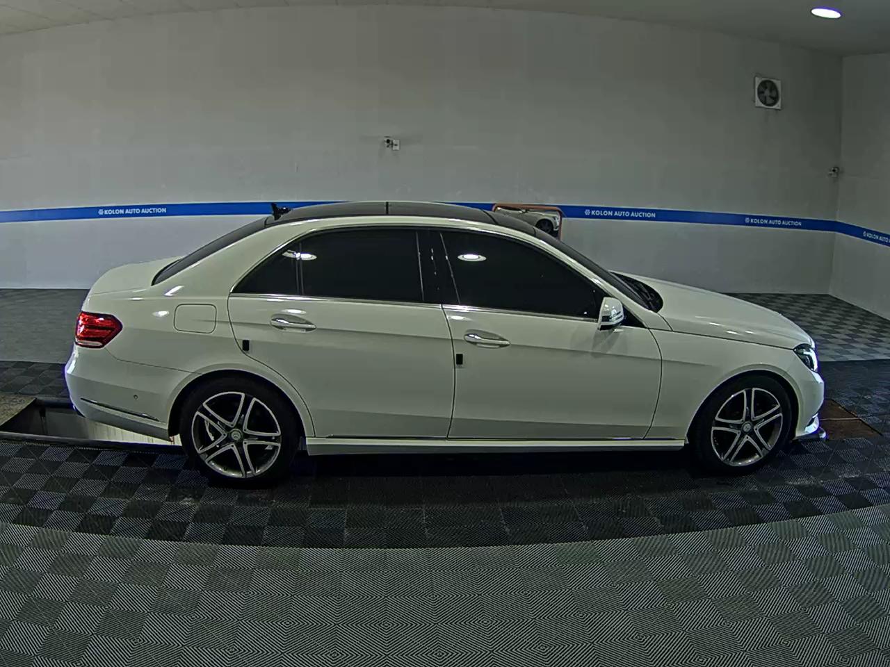 مرسيدس بنز E Class 2014 4MATIC