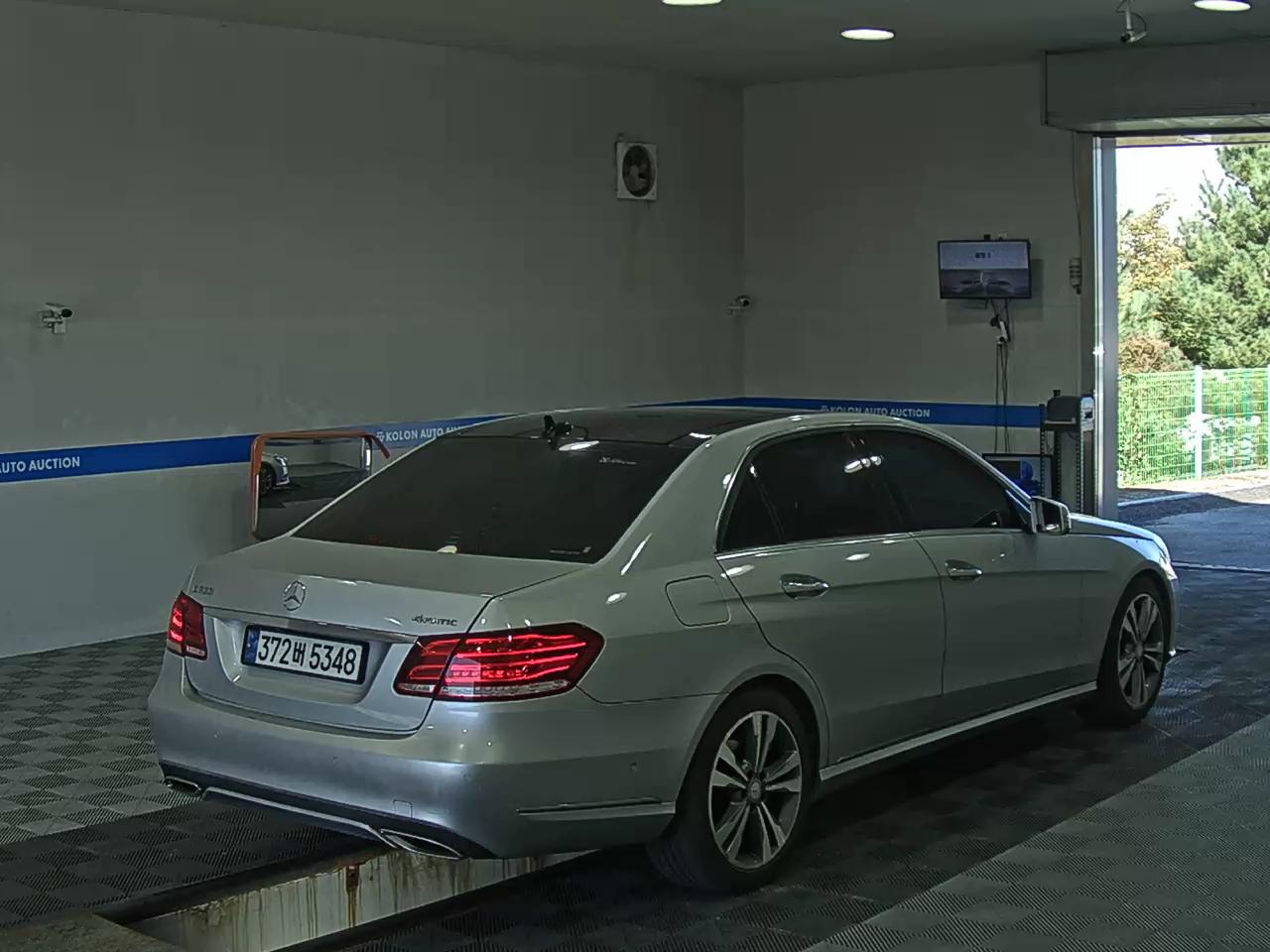 مرسيدس بنز E Class 2016 4MATIC