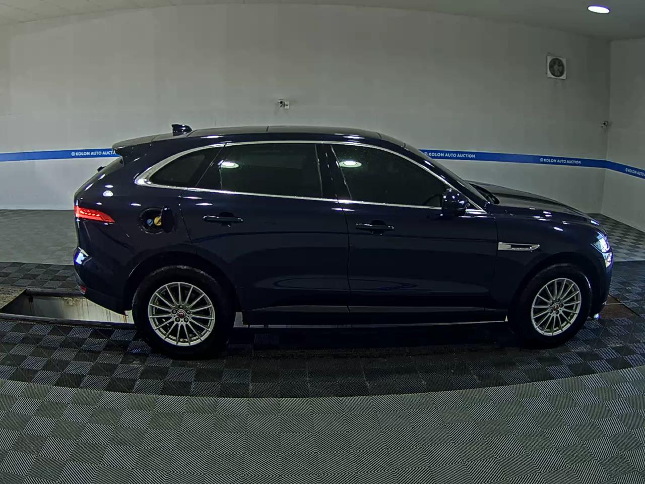 جاكوار F Pace 2018 دفع رباعي PRESTIGE