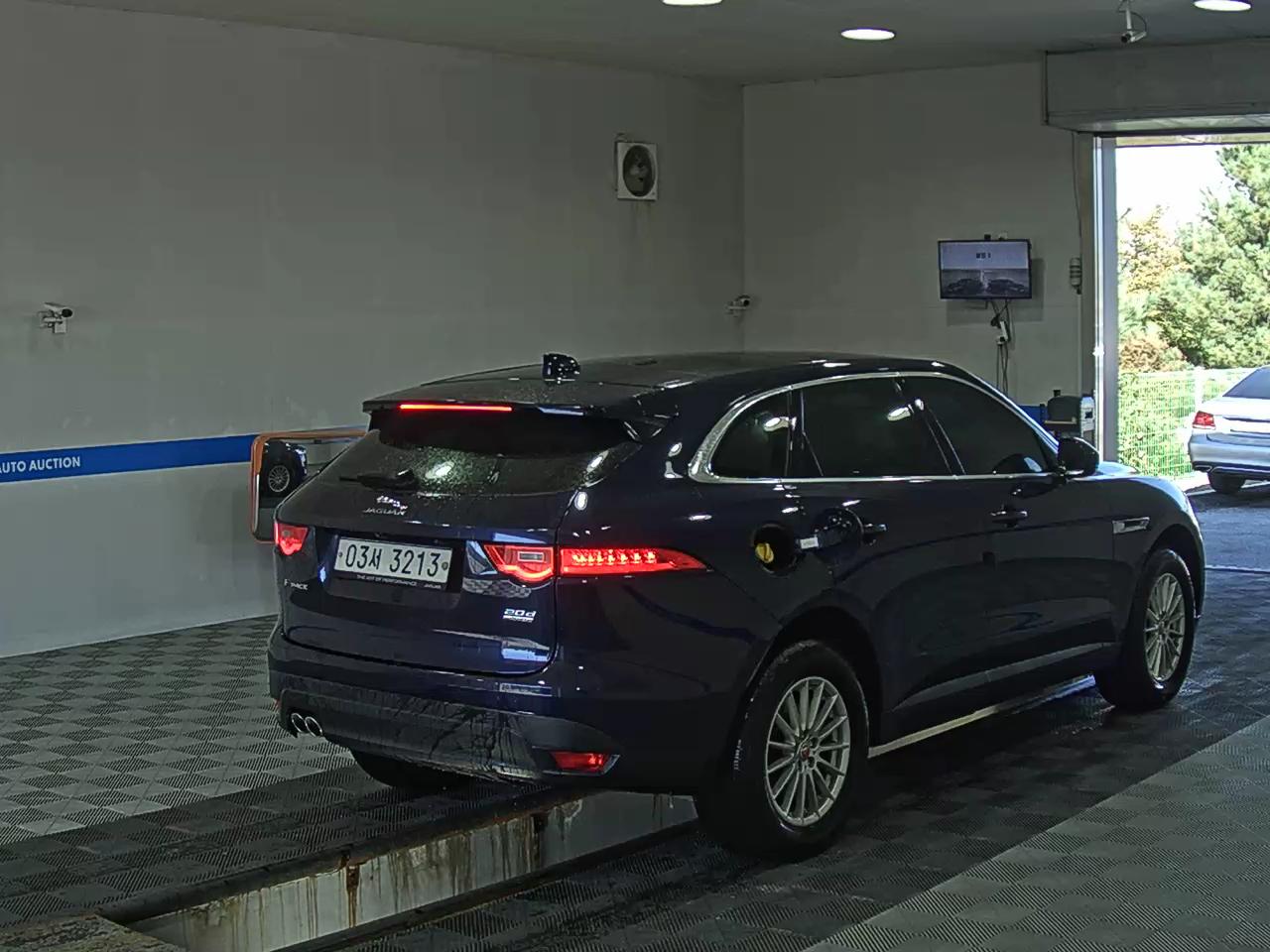 جاكوار F Pace 2018 دفع رباعي PRESTIGE