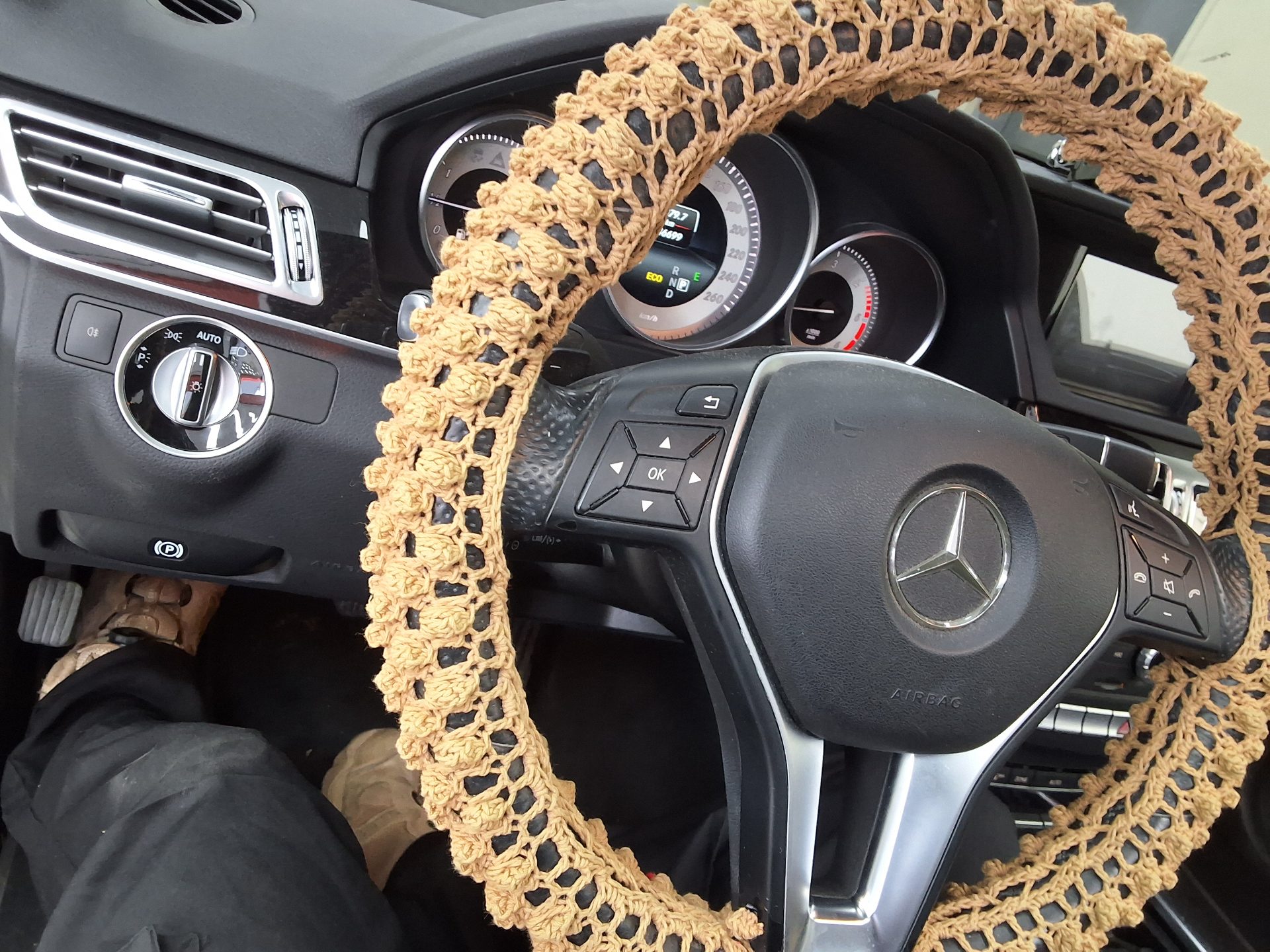 مرسيدس بنز E Class 2016 E220