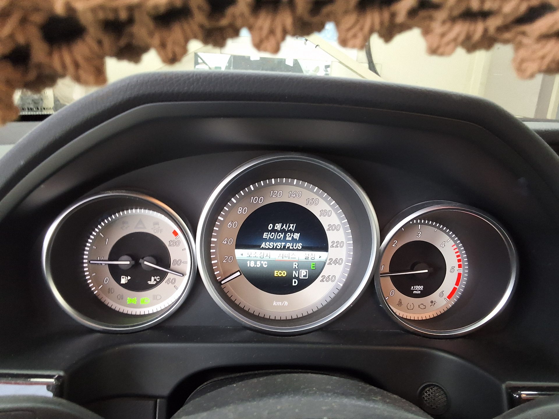 مرسيدس بنز E Class 2016 E220