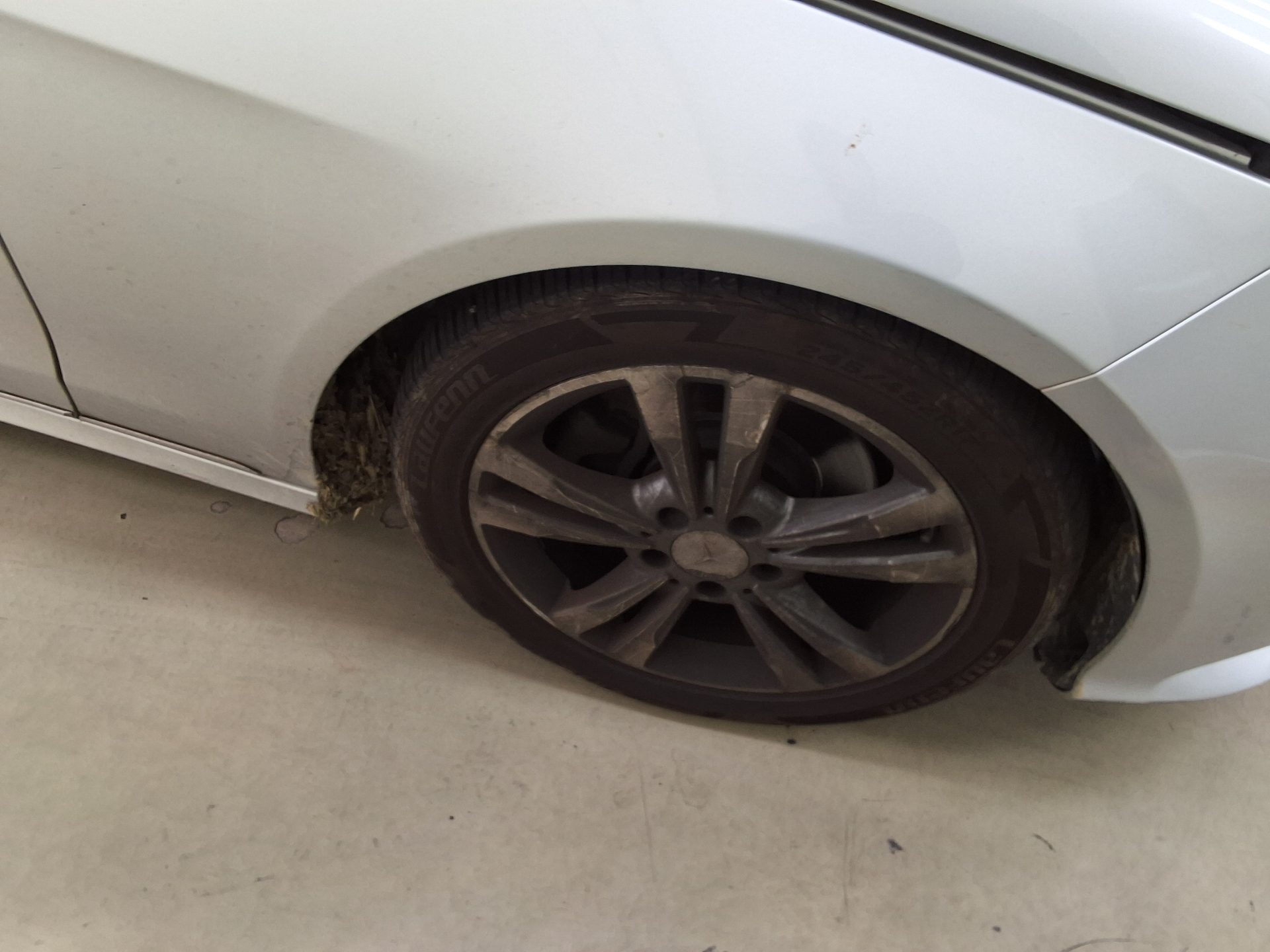 مرسيدس بنز E Class 2016 E220