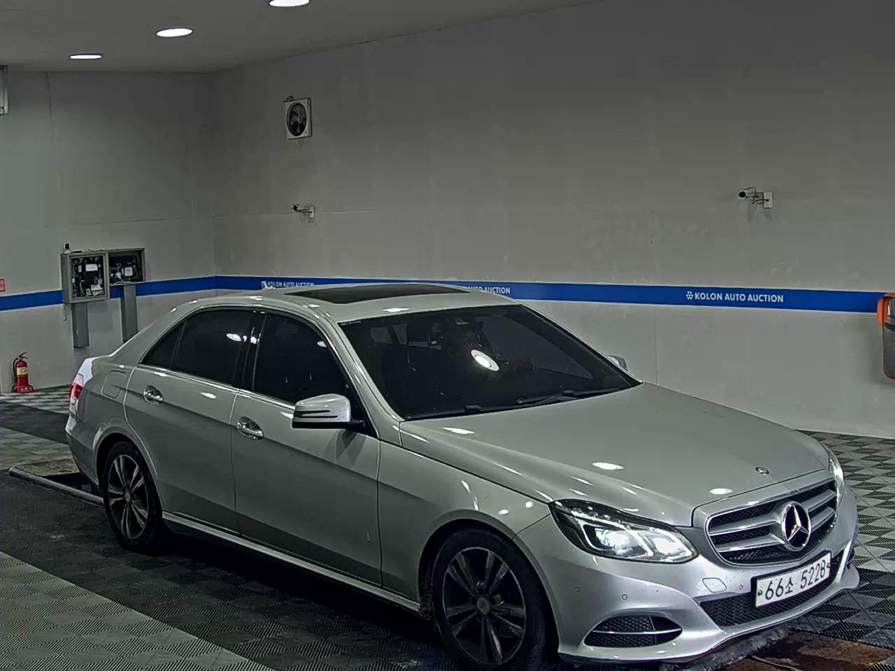 مرسيدس بنز E Class 2016 E220