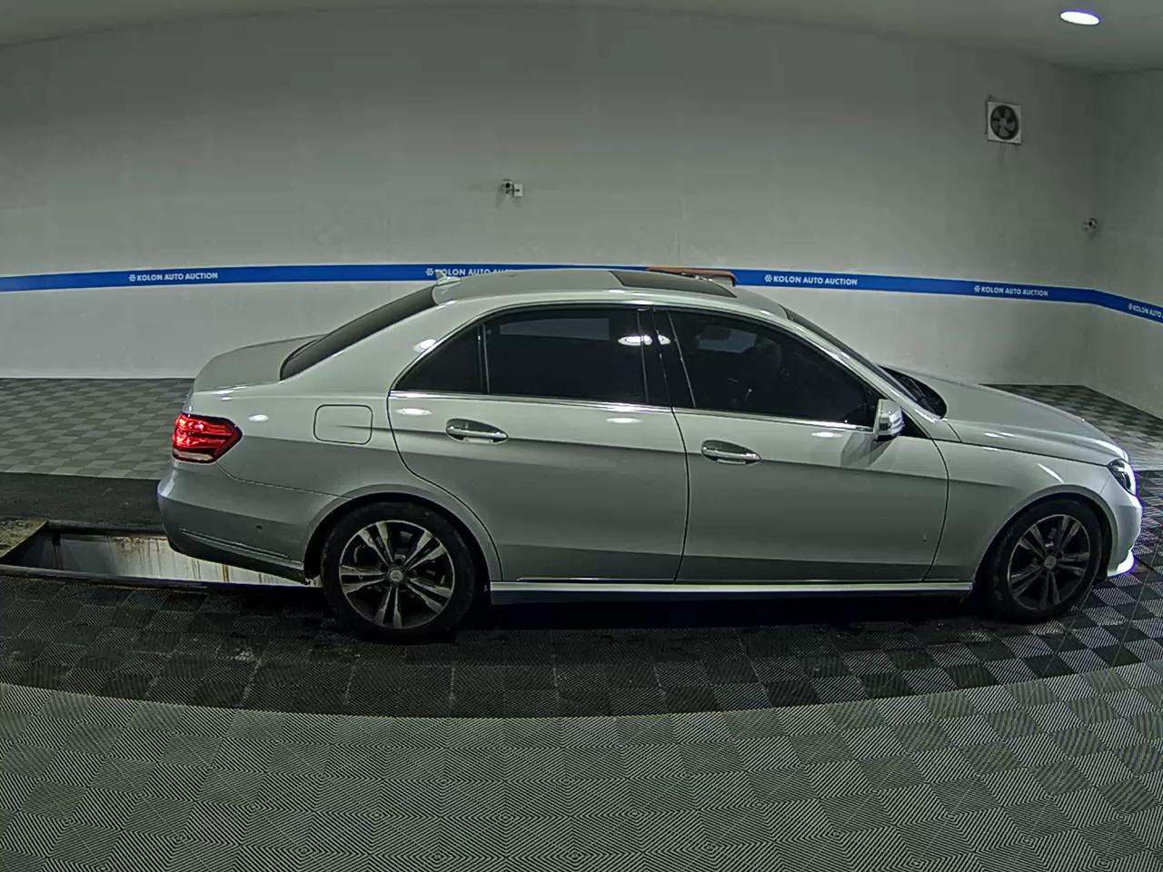 مرسيدس بنز E Class 2016 E220