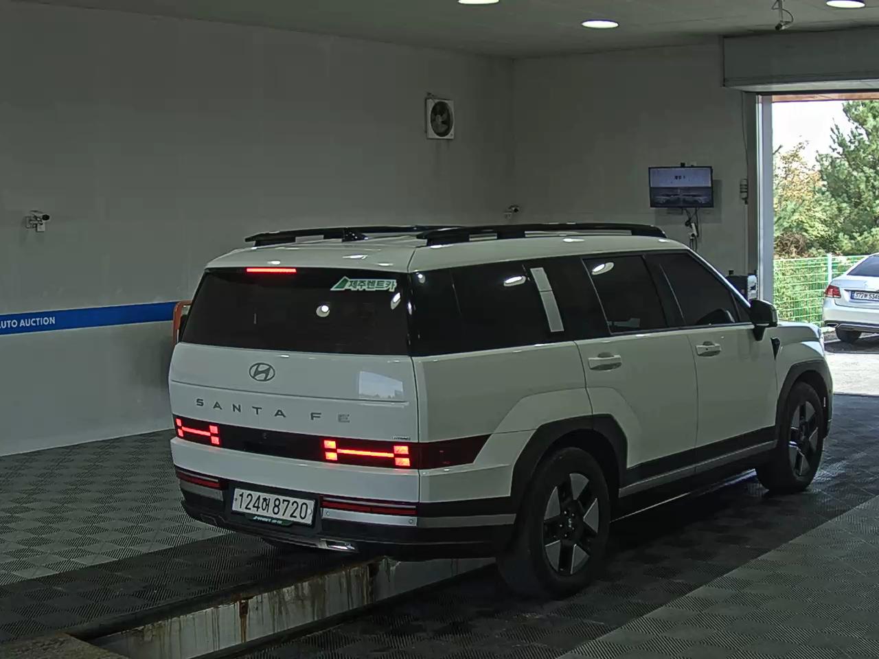 هيونداي سانتا في 2025 دفع رباعي PRESTIGE