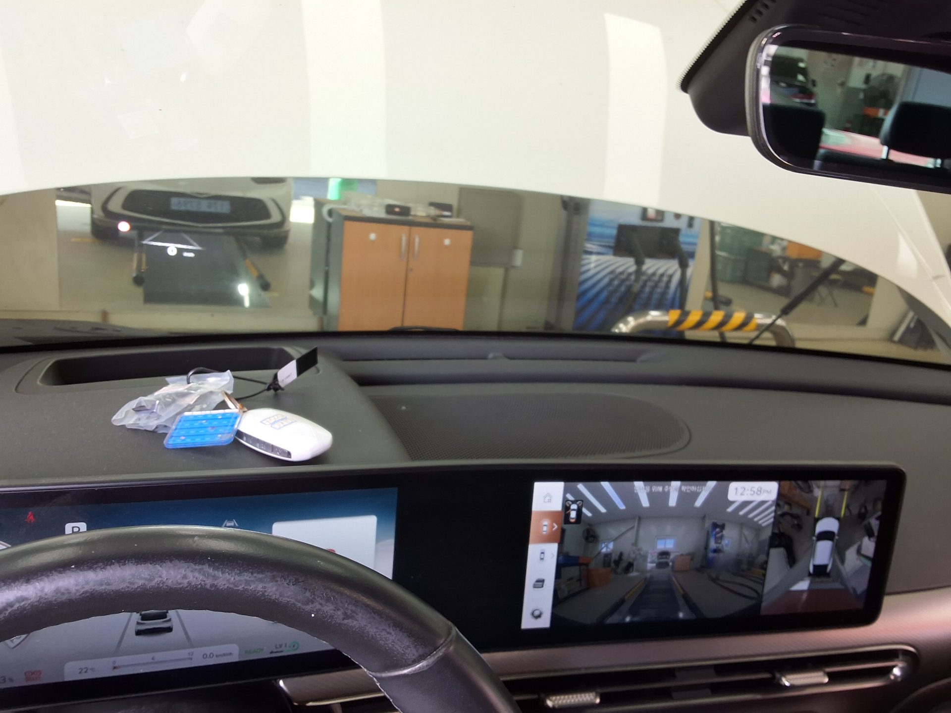 جينيسيس جي في 60 2022 EV دفع رباعي