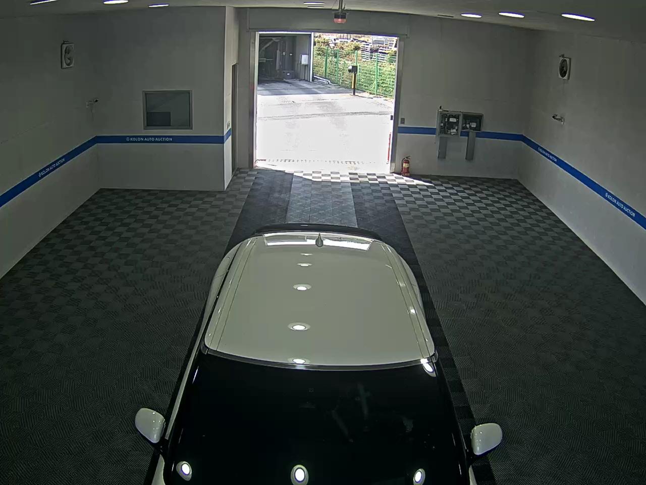 جينيسيس جي في 60 2022 EV دفع رباعي