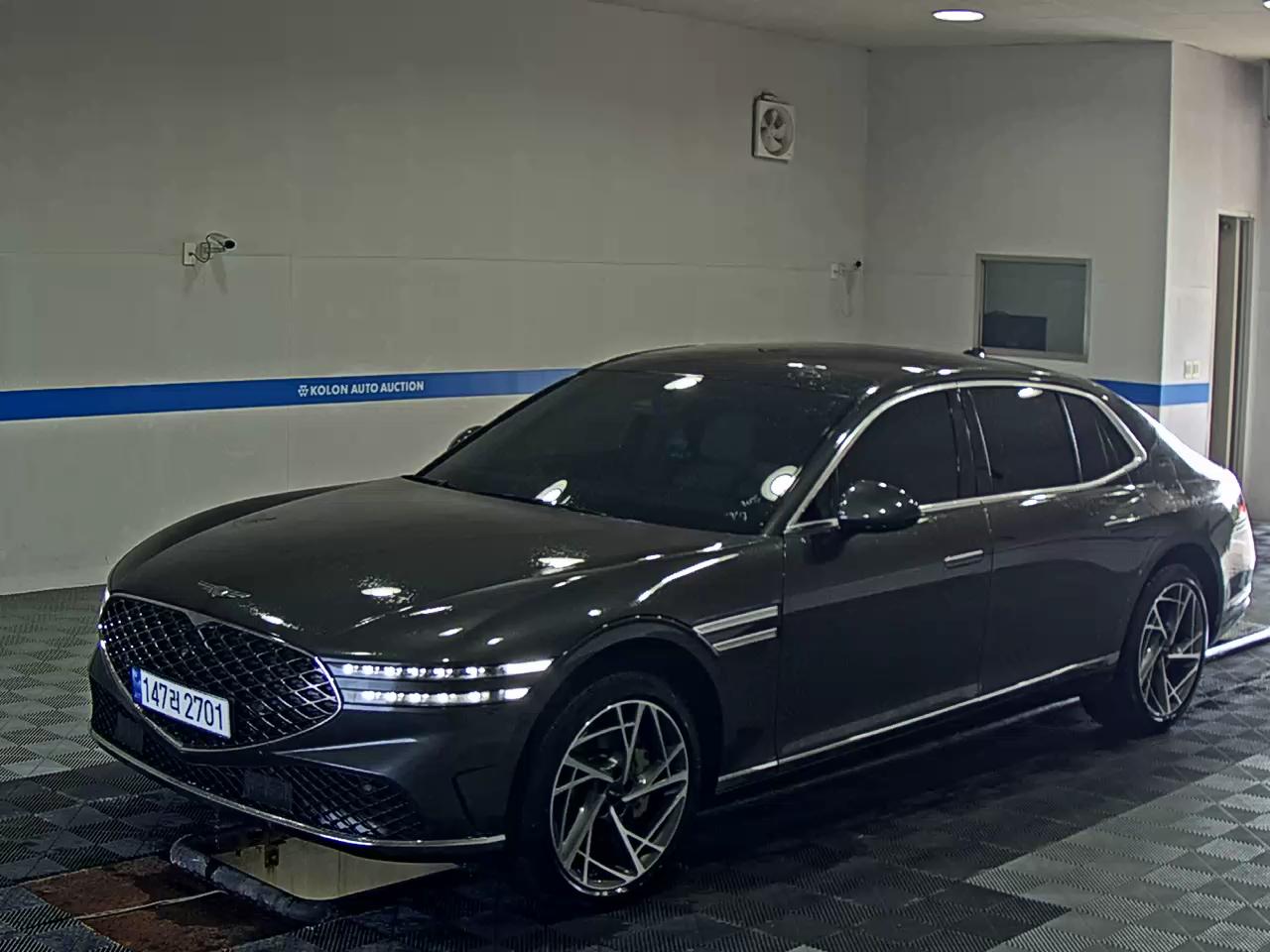 جينيسيس G90