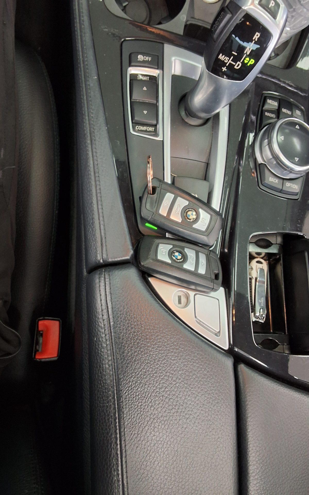 بي إم دبليو 5 Series 2014 520d
