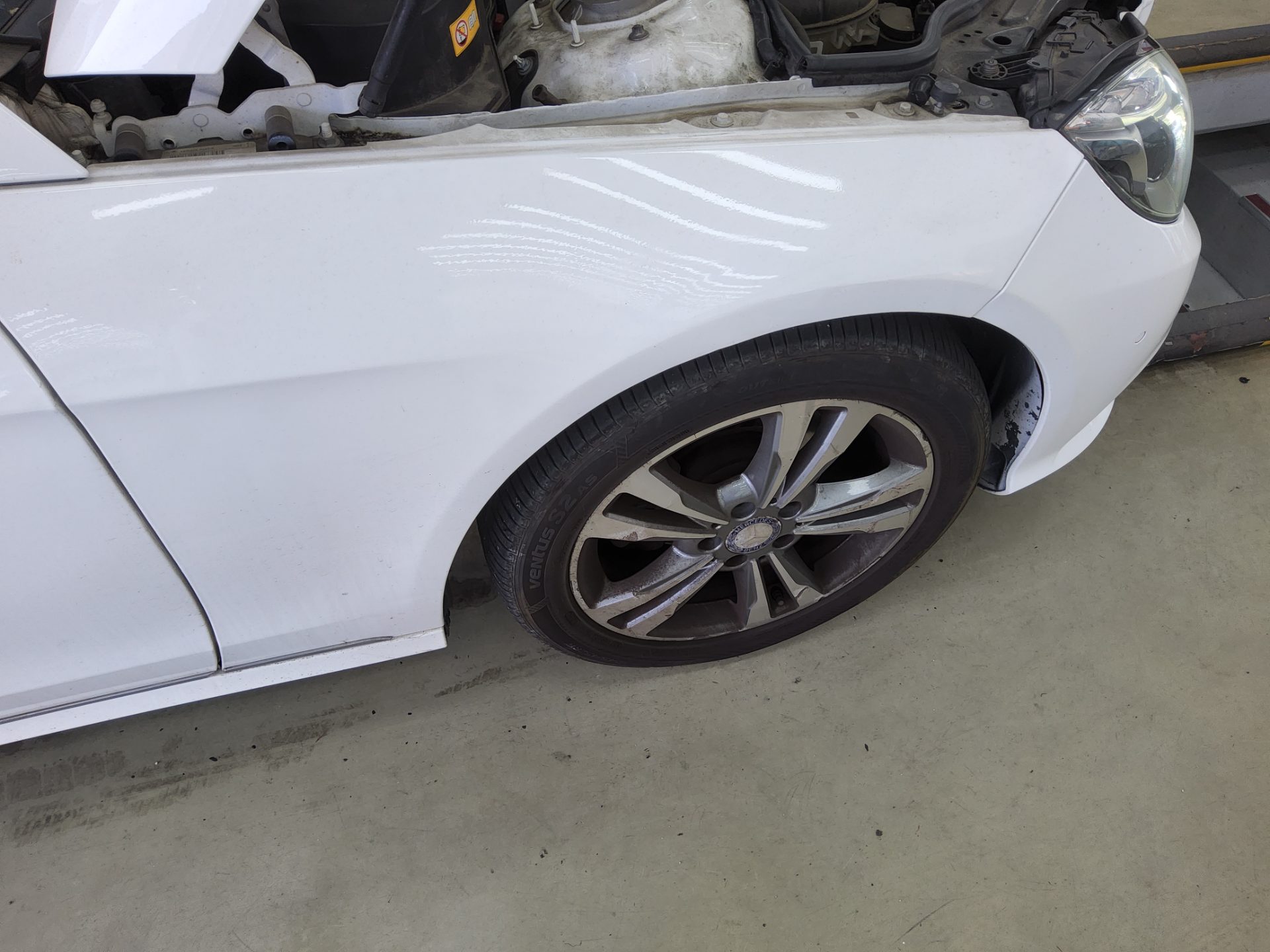 مرسيدس بنز E Class 2014 E220