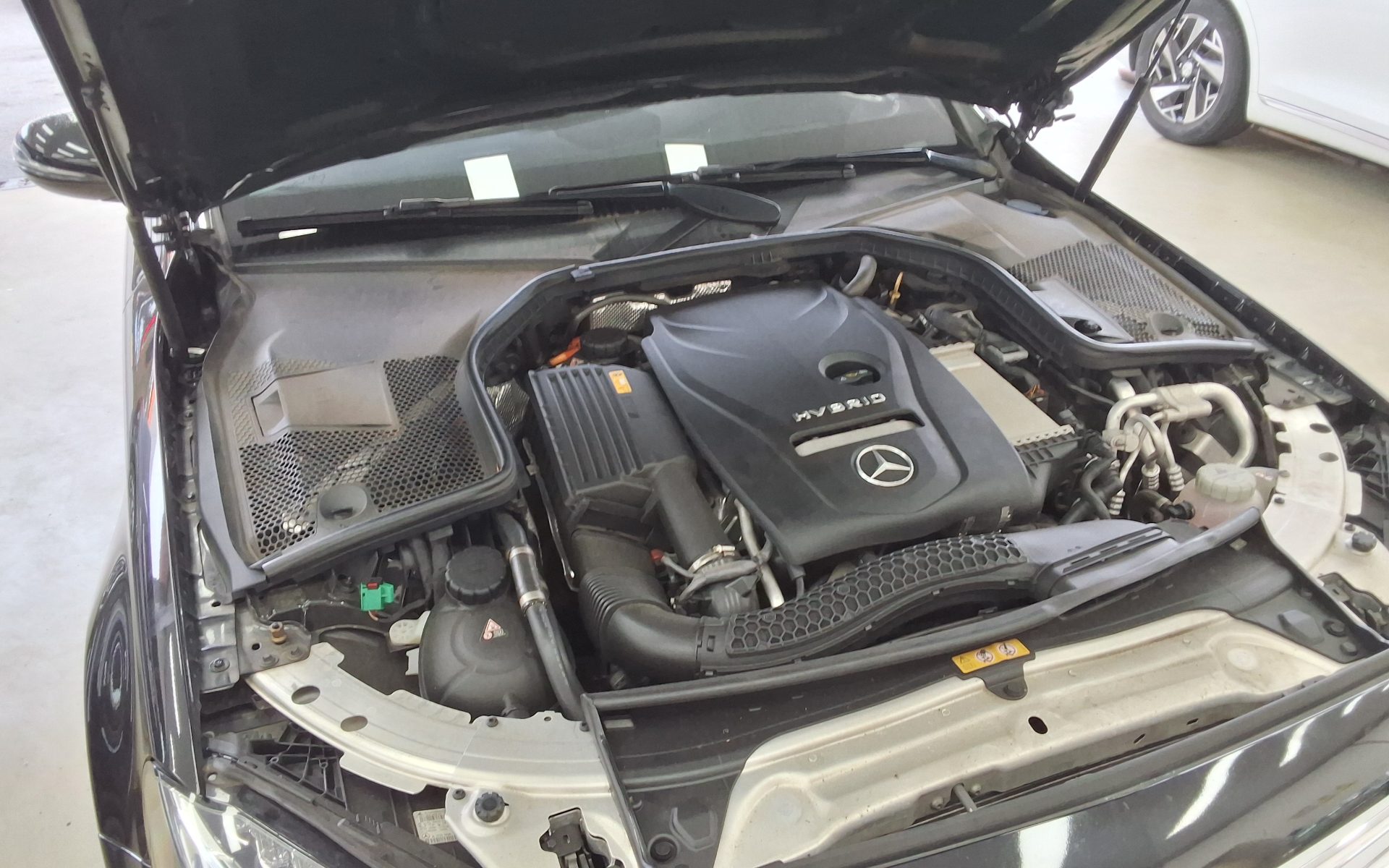 مرسيدس بنز C Class 2018 C350