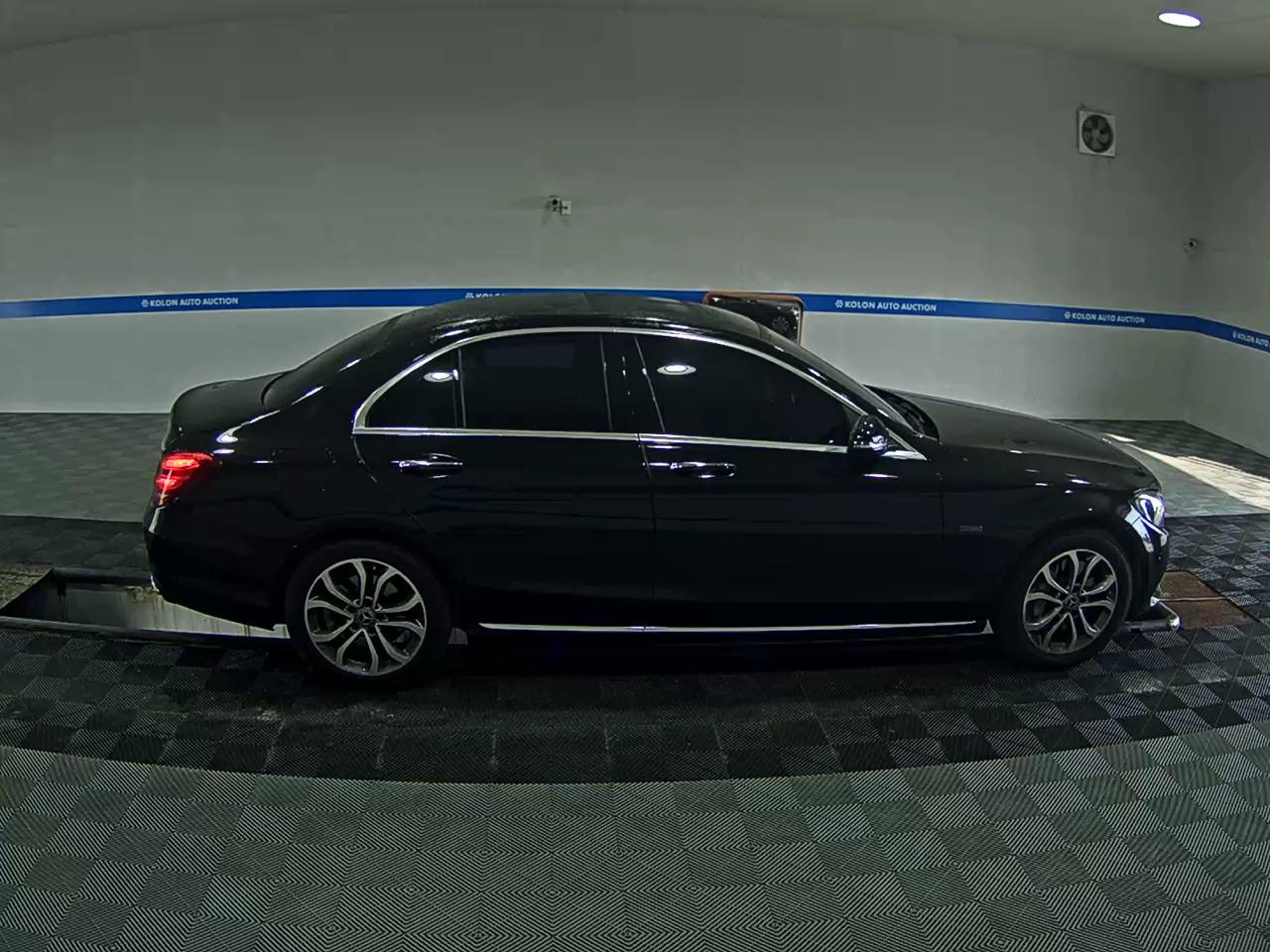 مرسيدس بنز C Class 2018 C350