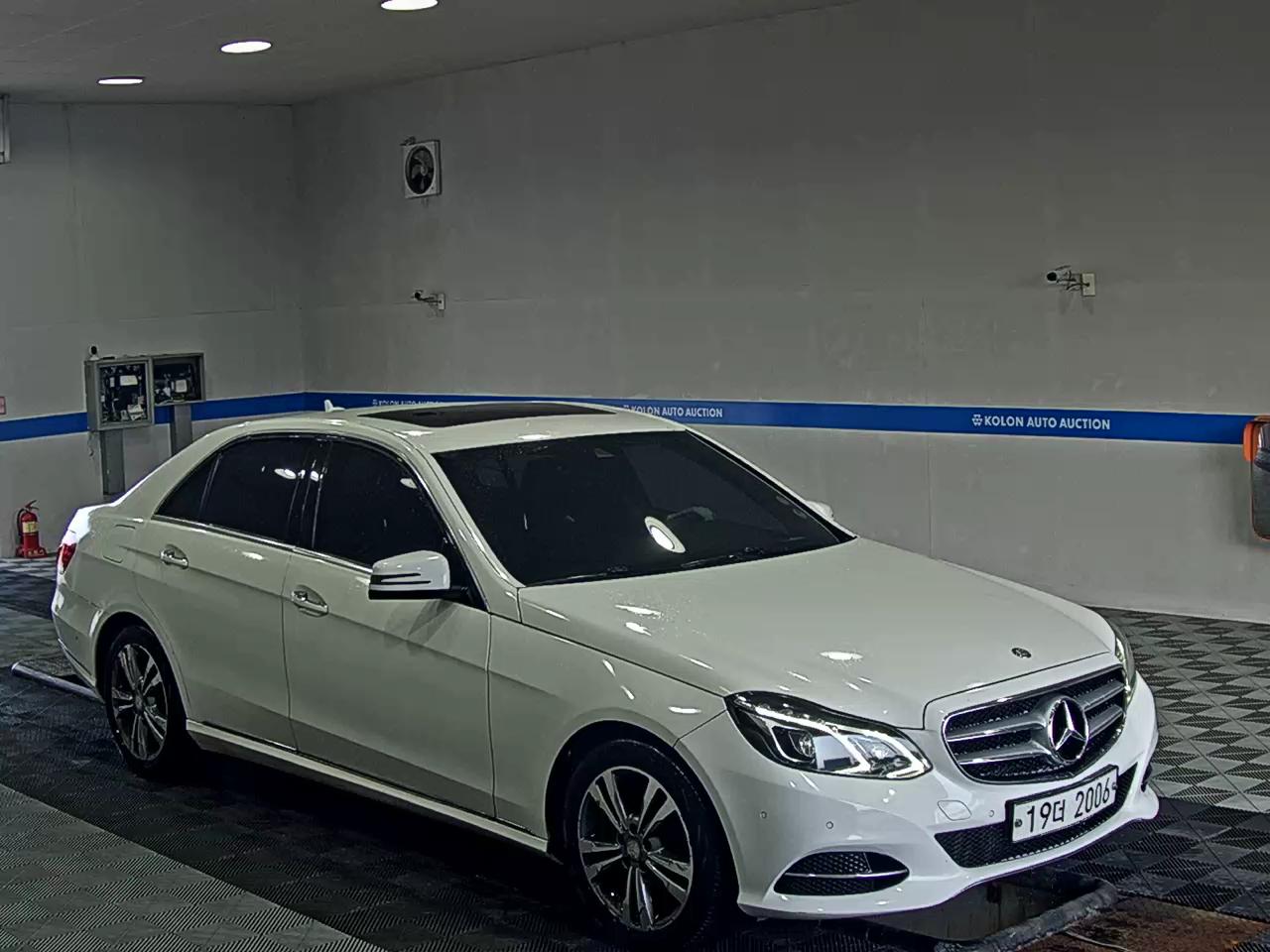مرسيدس بنز E Class 2014 E220