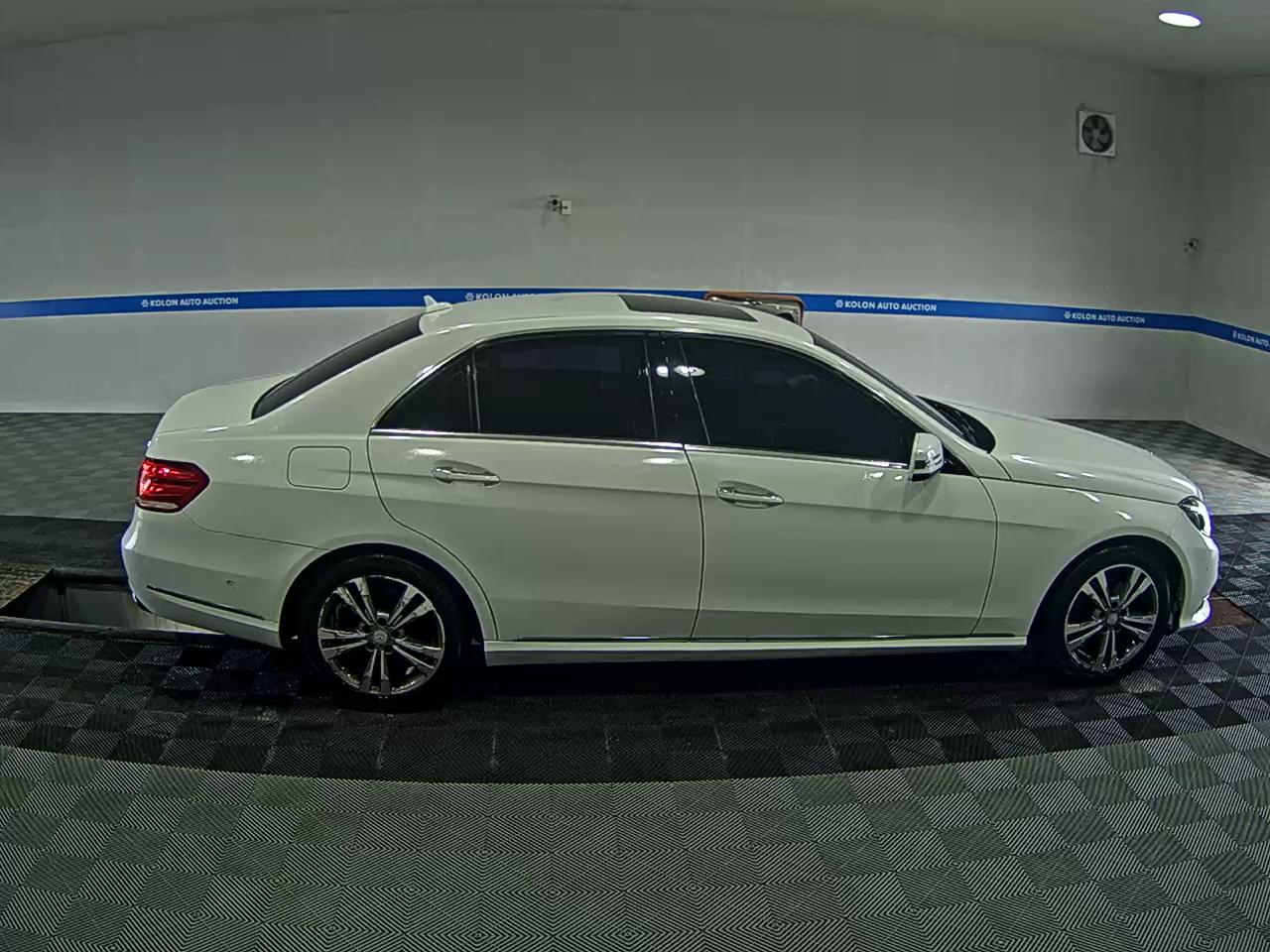 مرسيدس بنز E Class 2014 E220