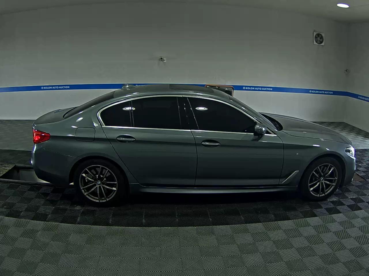 بي إم دبليو 5 Series 2018 SPORT PLUS