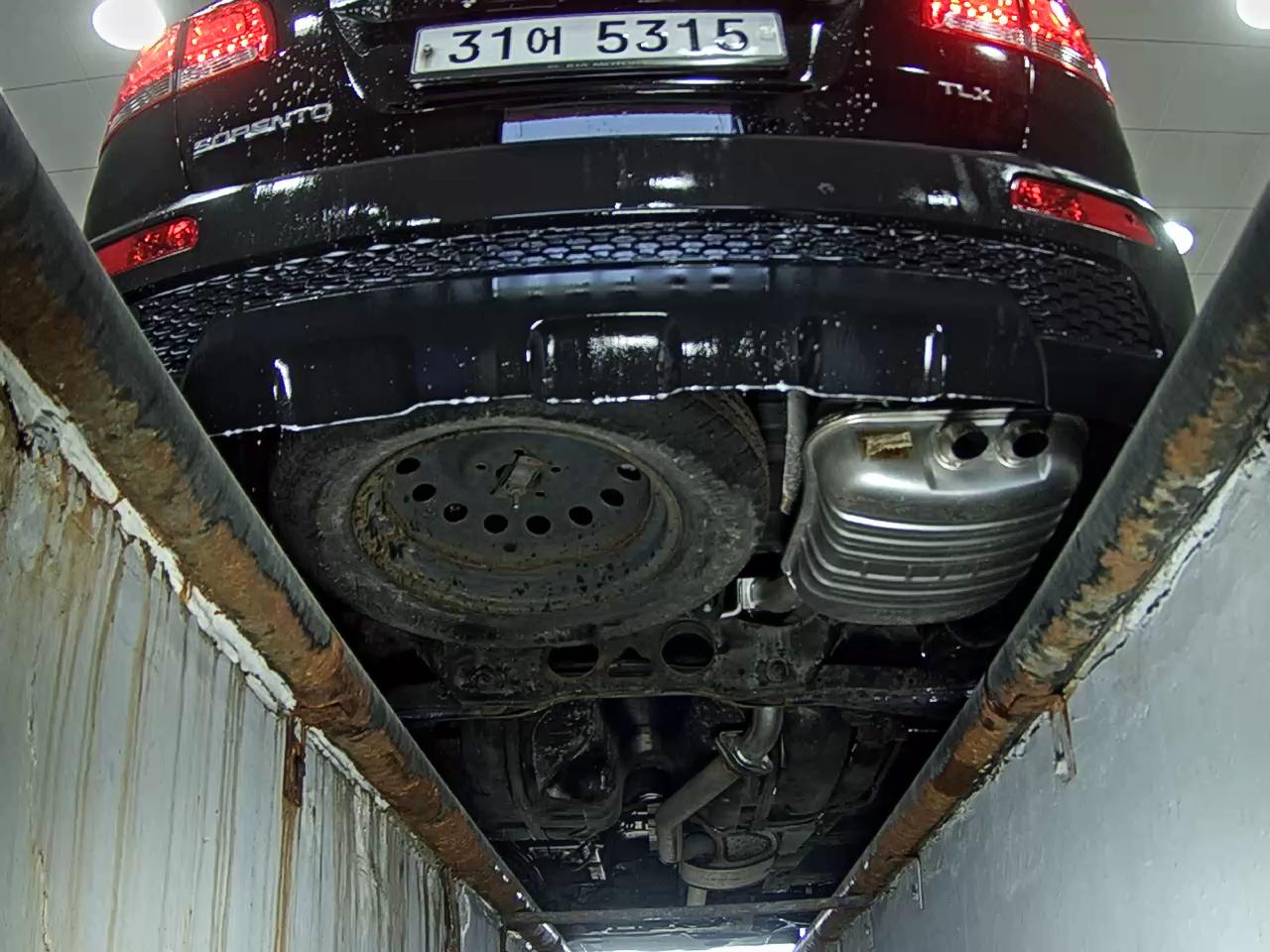 كيا سورينتو 2011 TLX فاخر