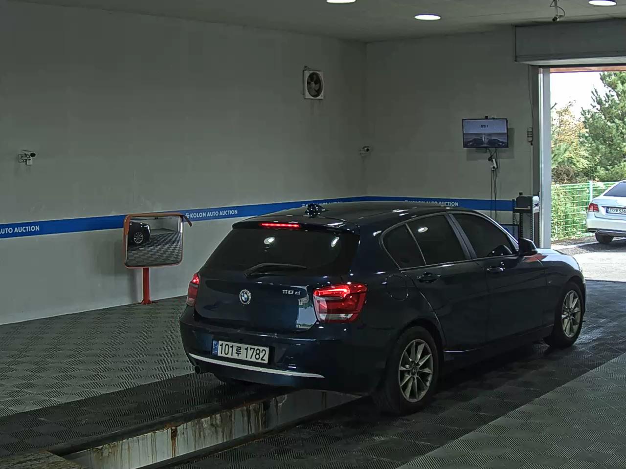 بي إم دبليو 1 Series 2014 URBAN LINE