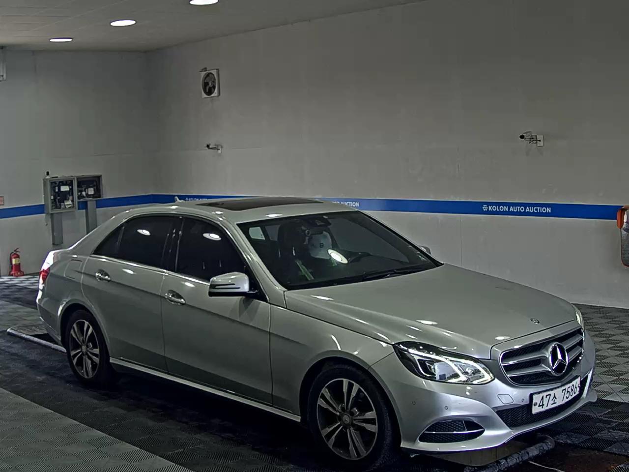 مرسيدس بنز E Class 2014 E220