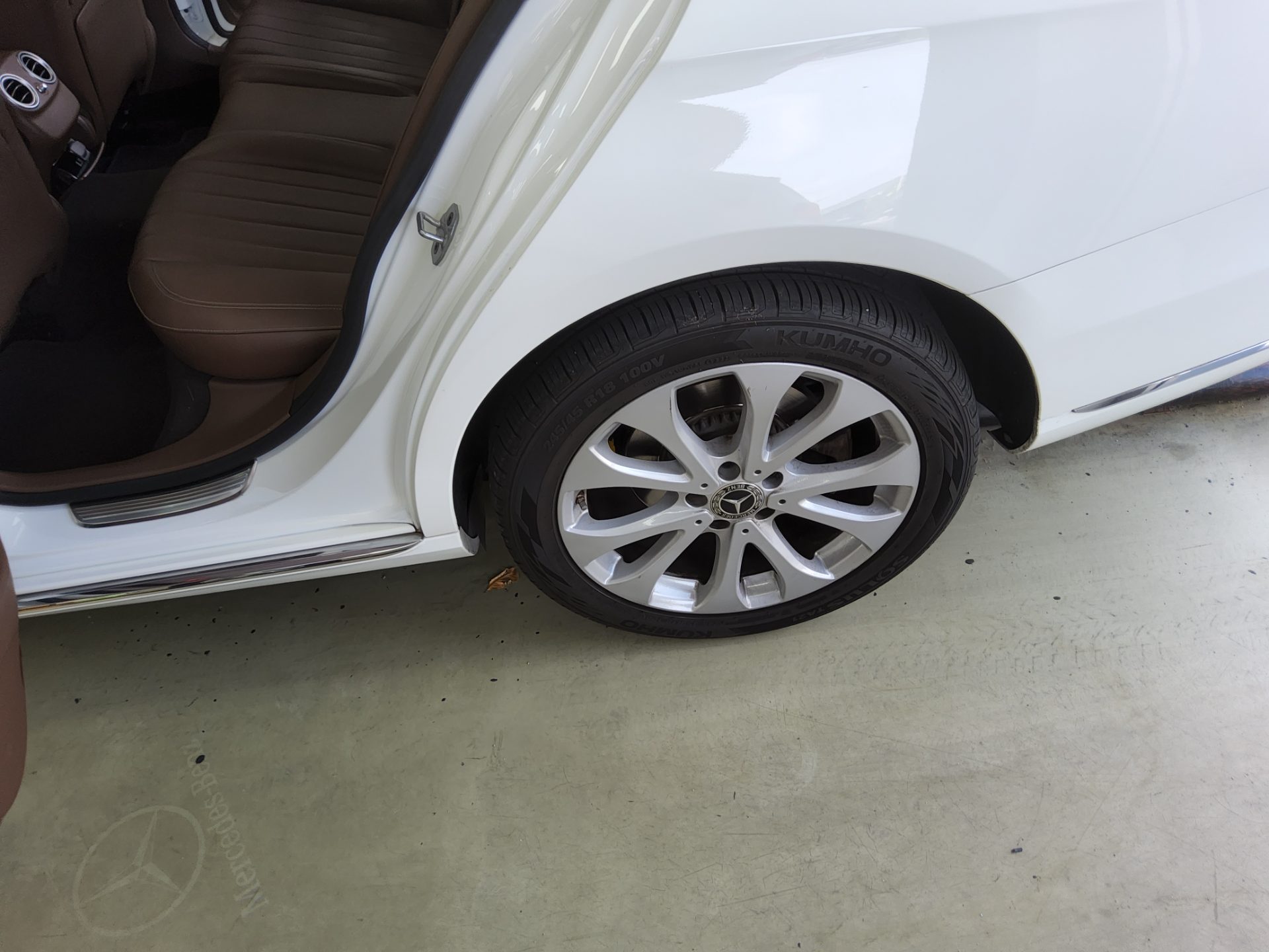 مرسيدس بنز E Class 2020 4MATIC إكسكلوسيف