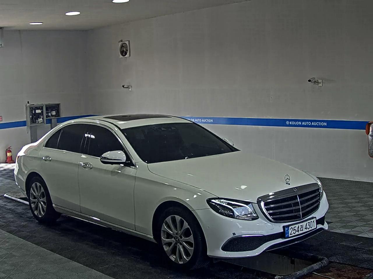 مرسيدس بنز E Class 2020 4MATIC إكسكلوسيف