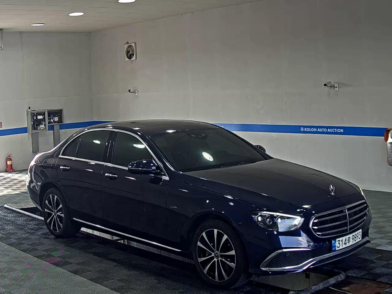 مرسيدس بنز E Class 2021 4MATIC إكسكلوسيف