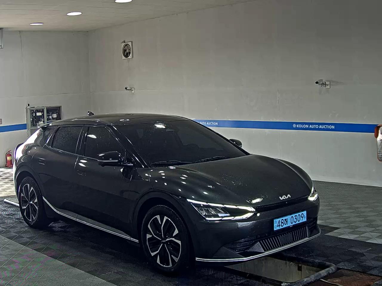 كيا Ev6 2023 طويل المدى