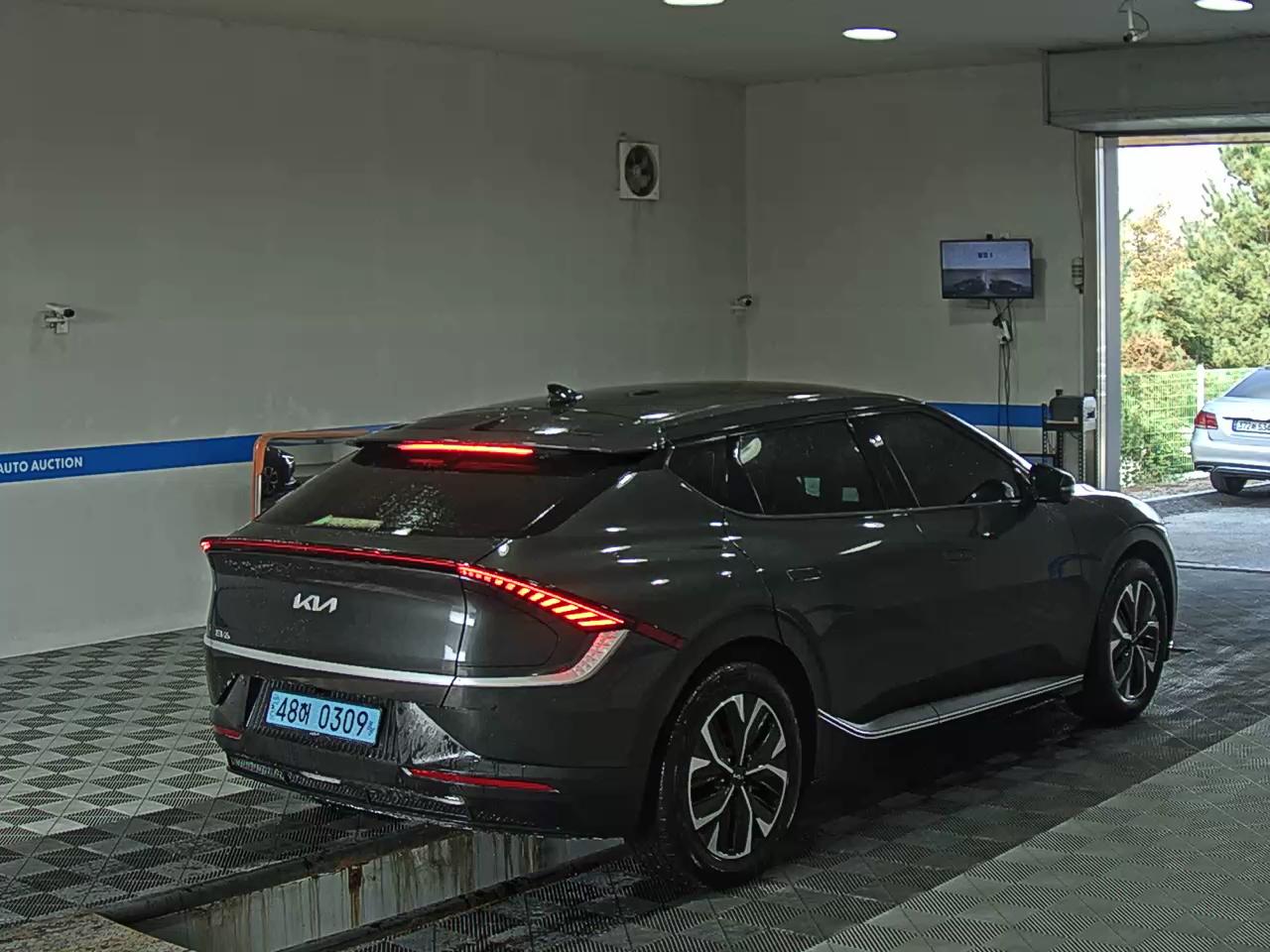 كيا Ev6 2023 طويل المدى