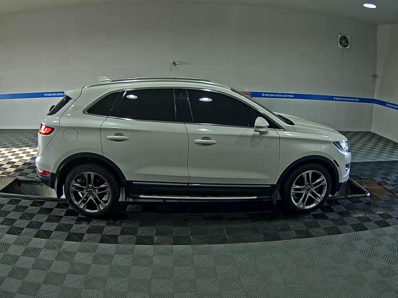لينكولن Mkc 2.0L Ecoboost Reserve 2017