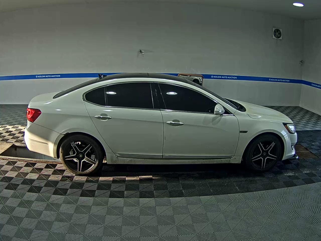 كيا كي 7 2011 NOBLESSE بريميوم