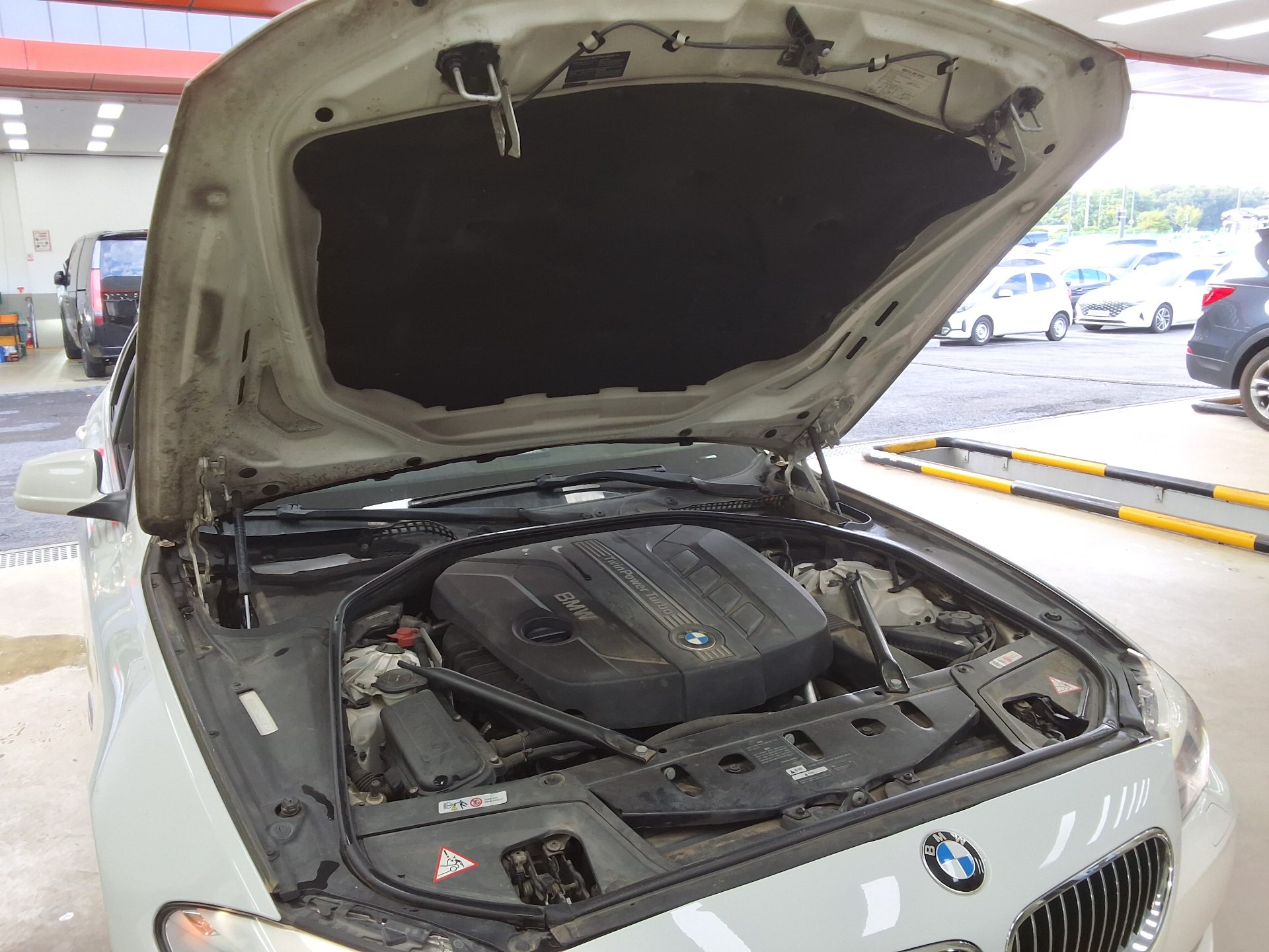 بي إم دبليو 5 Series 2013 525d